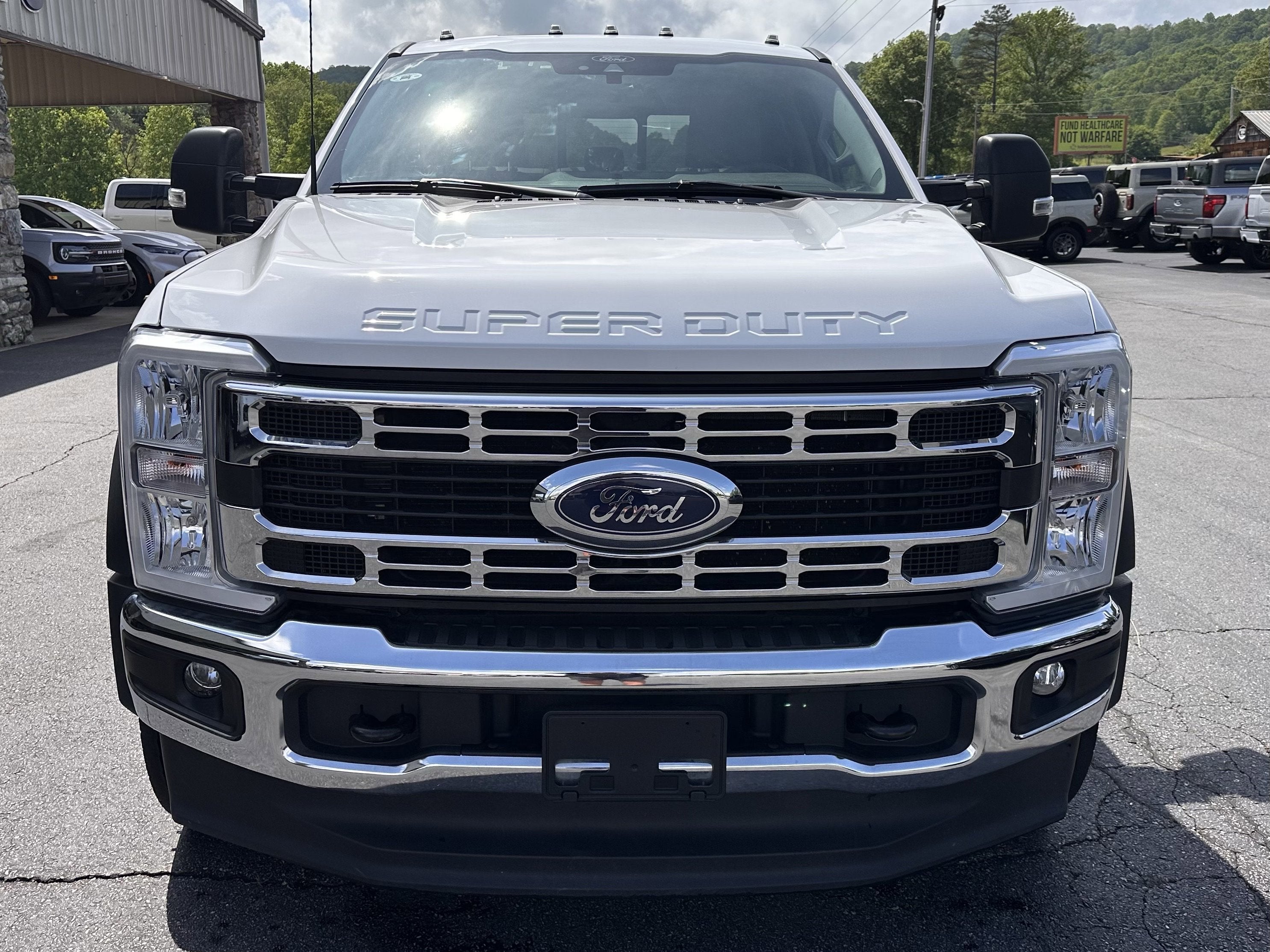 2024 Ford Super Duty F-550 XL