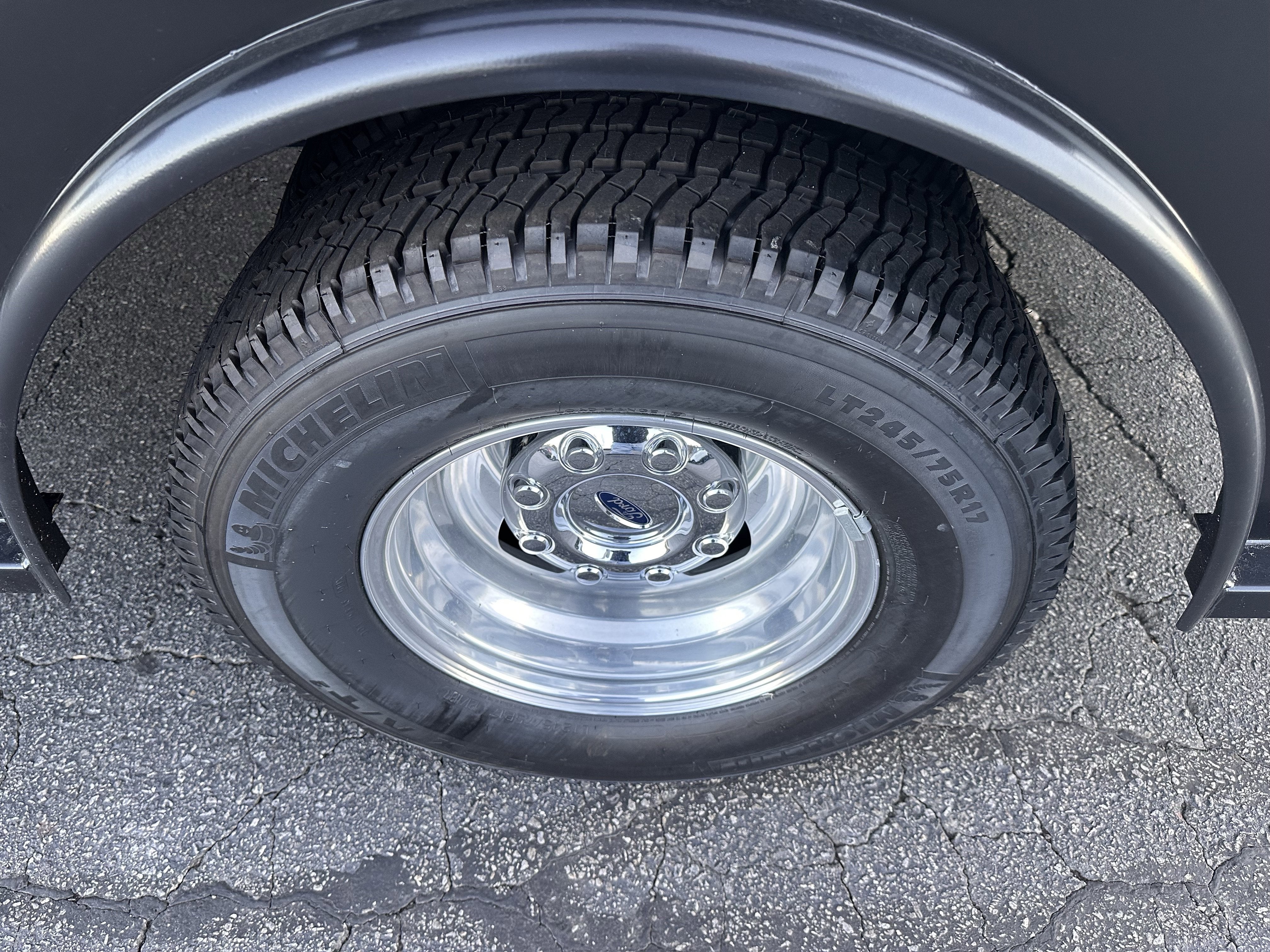 2025 Ford Super Duty F-350 DRW XL