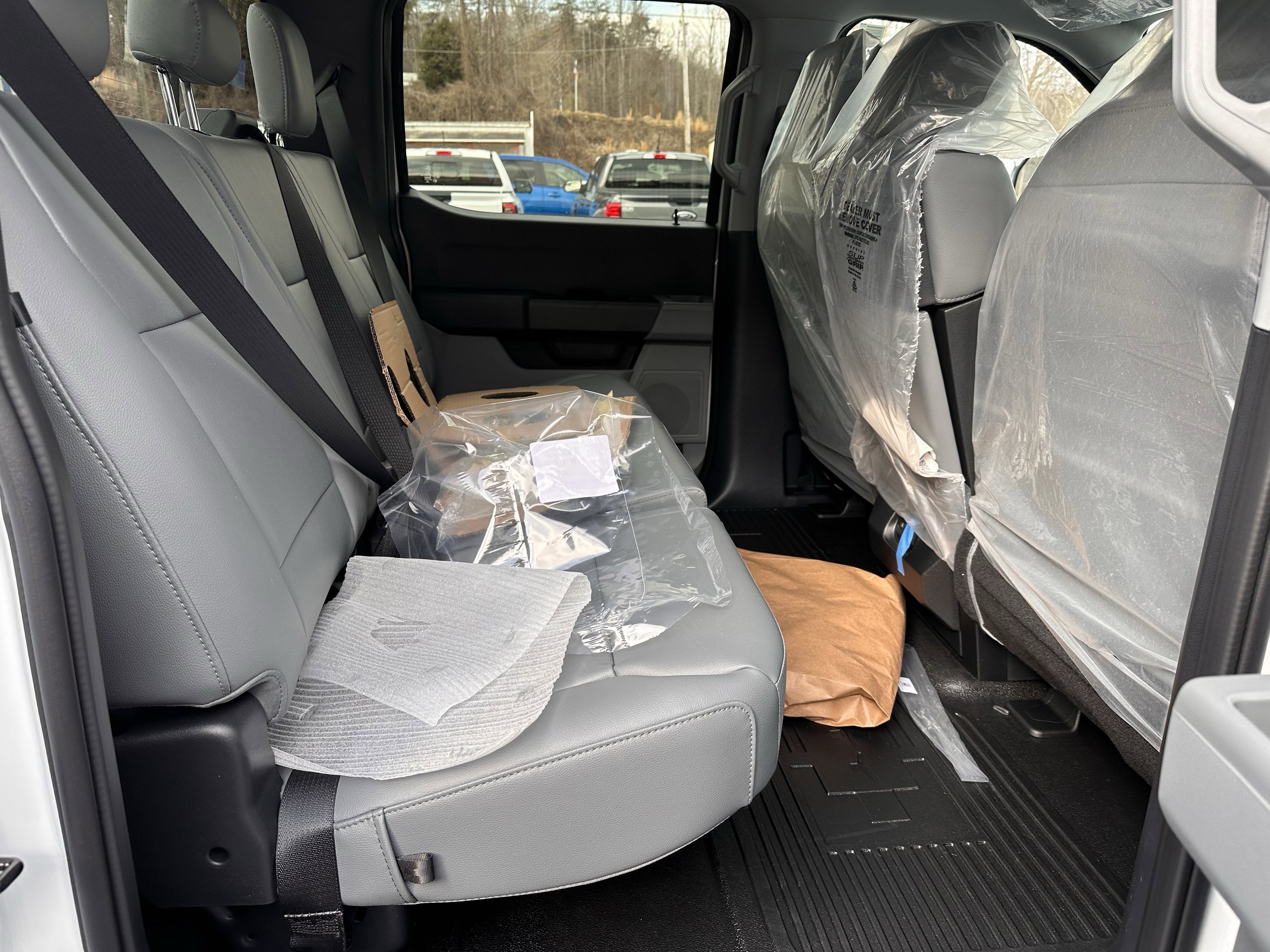 2026 Ford Super Duty F-350 DRW XL