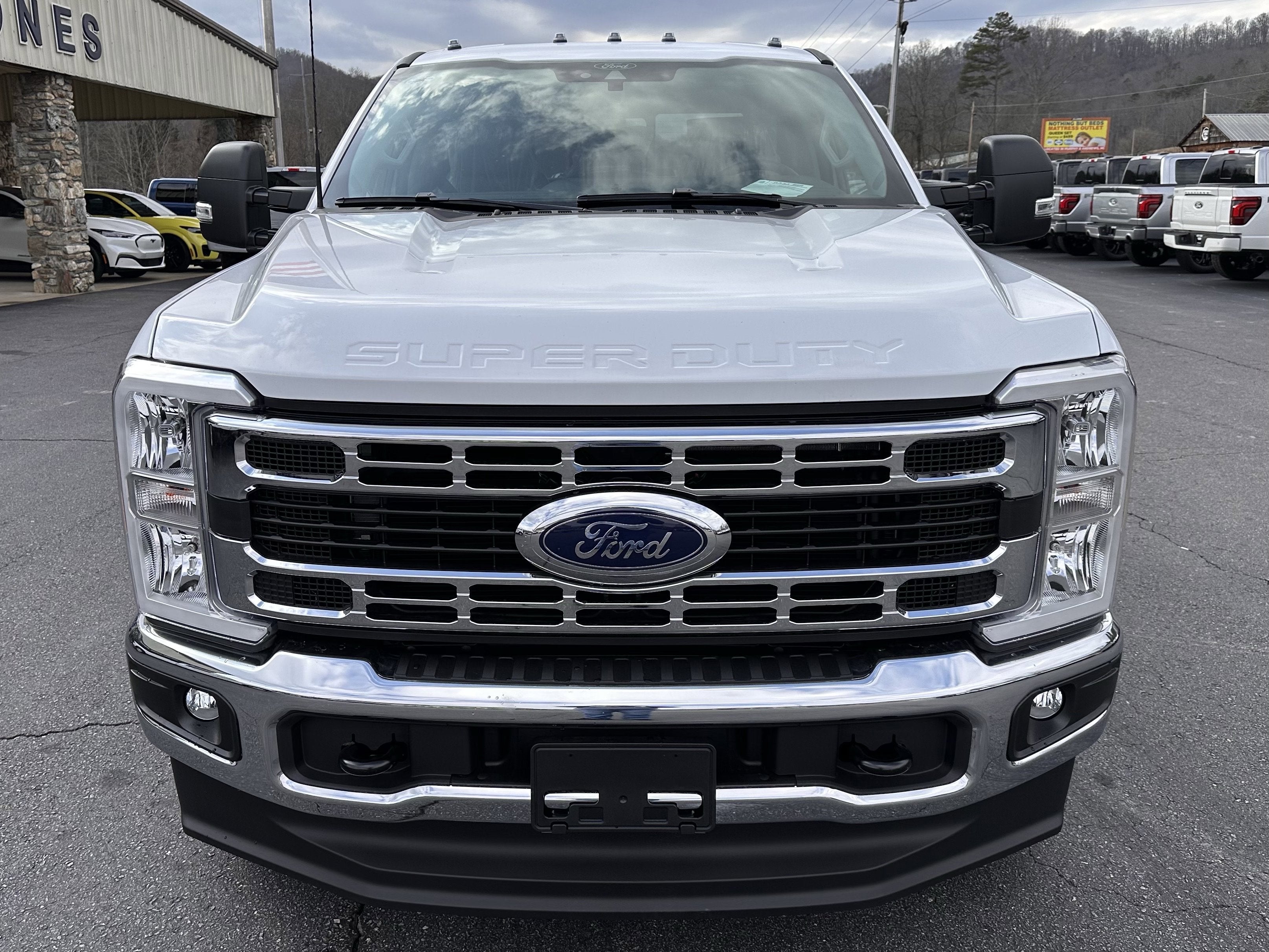 2026 Ford Super Duty F-350 DRW XL