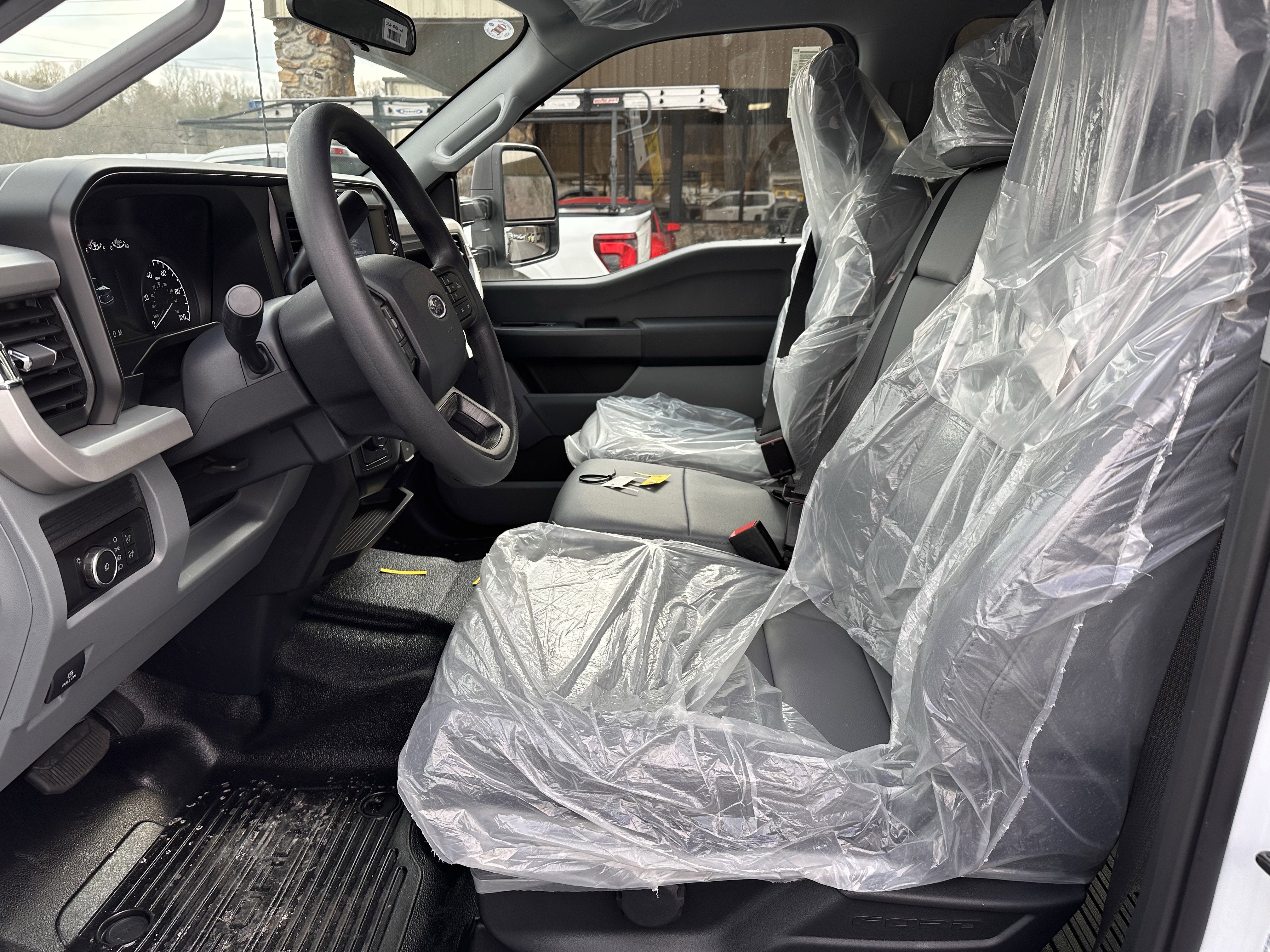 2026 Ford Super Duty F-350 DRW XL