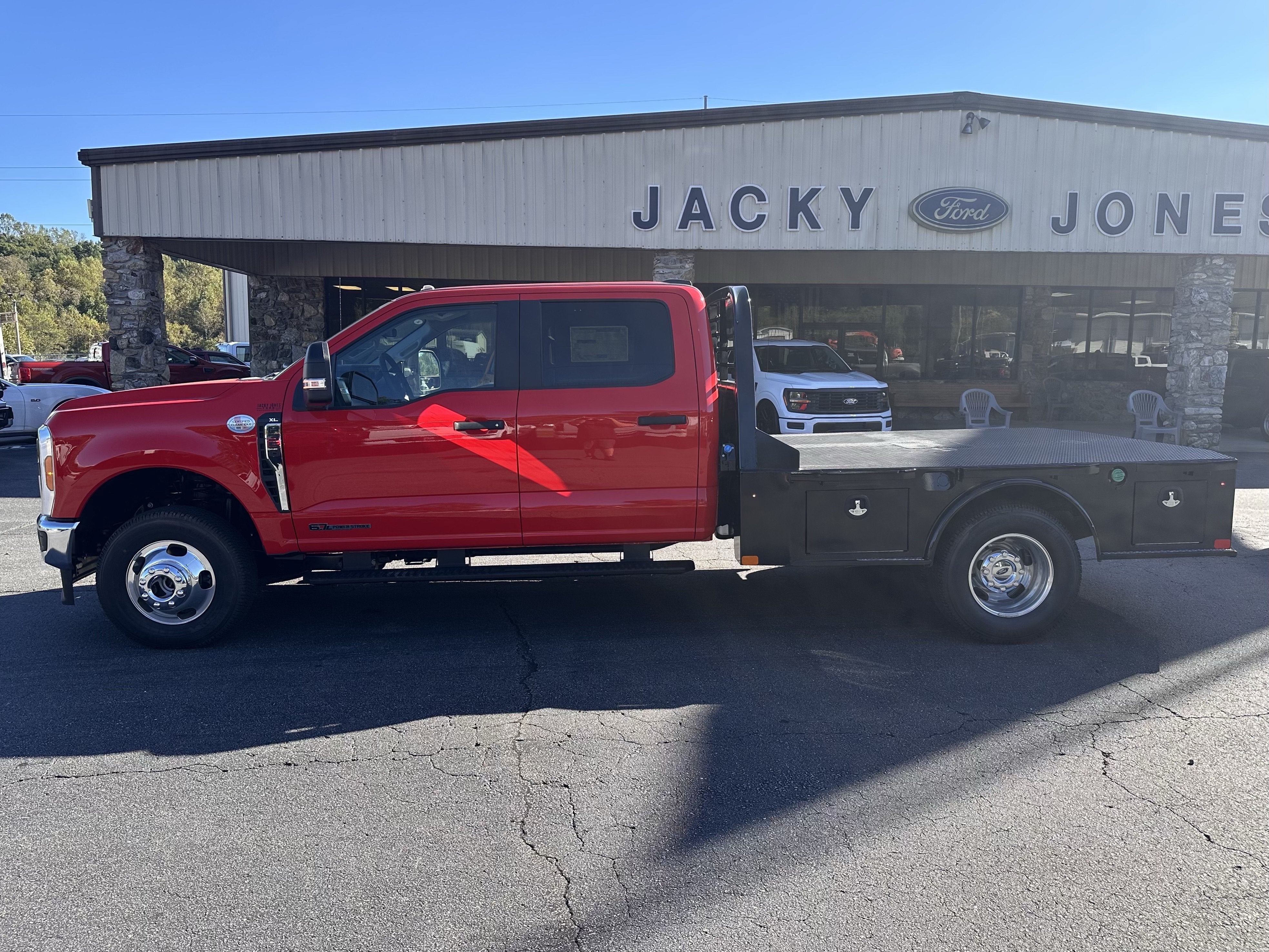 2026 Ford Super Duty F-350 DRW XL