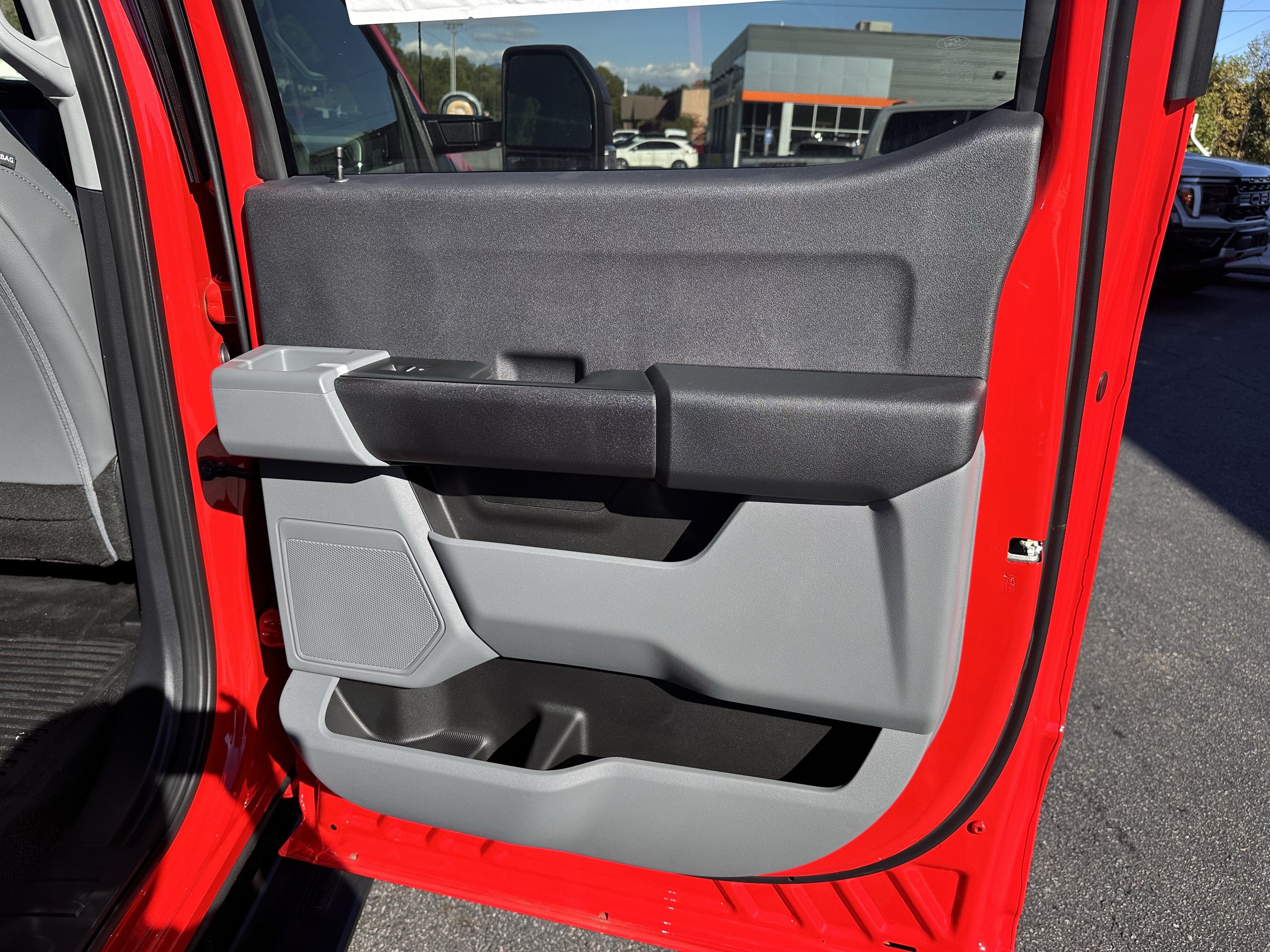 2026 Ford Super Duty F-350 DRW XL