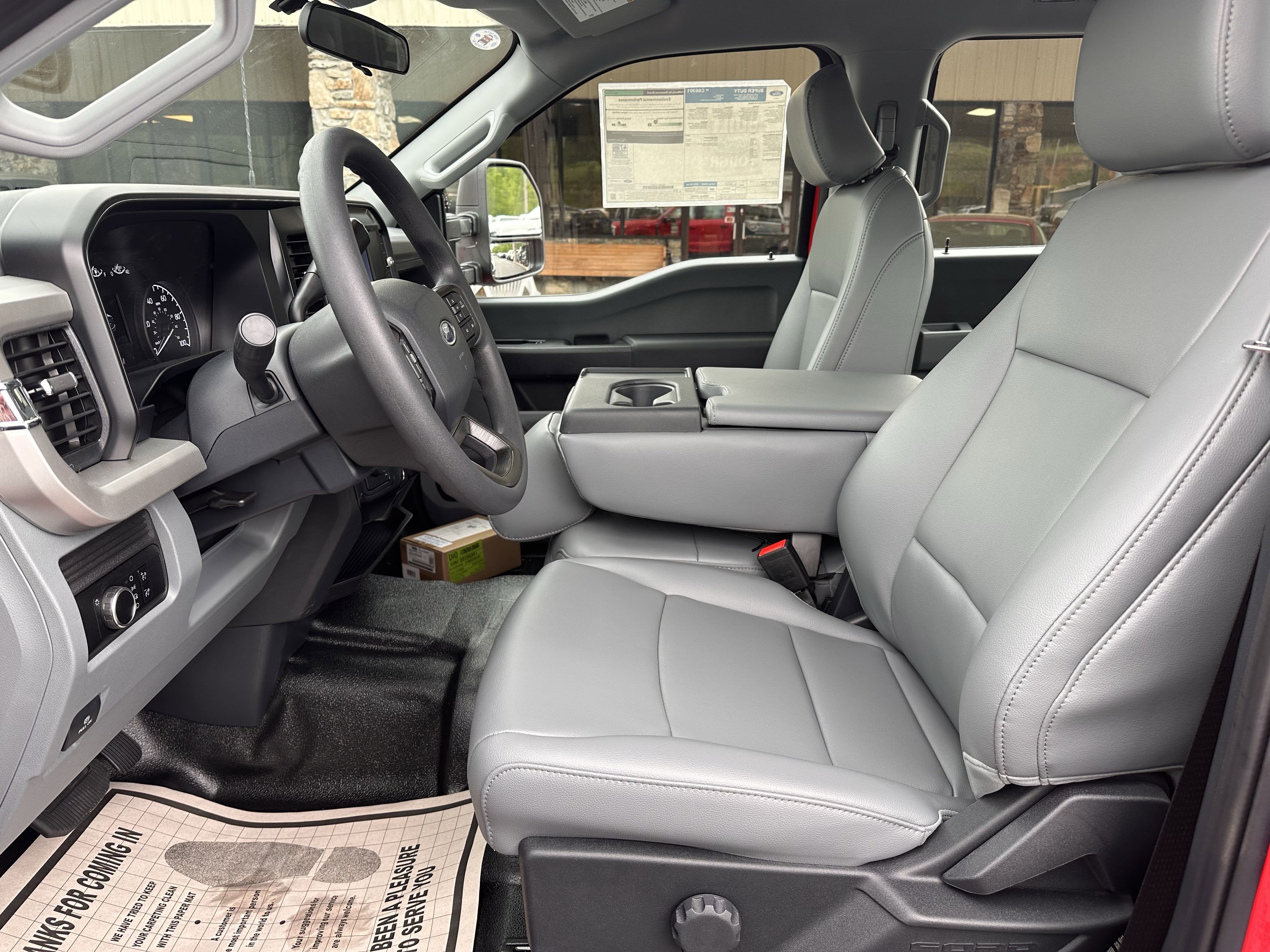 2025 Ford Super Duty F-350 DRW XL