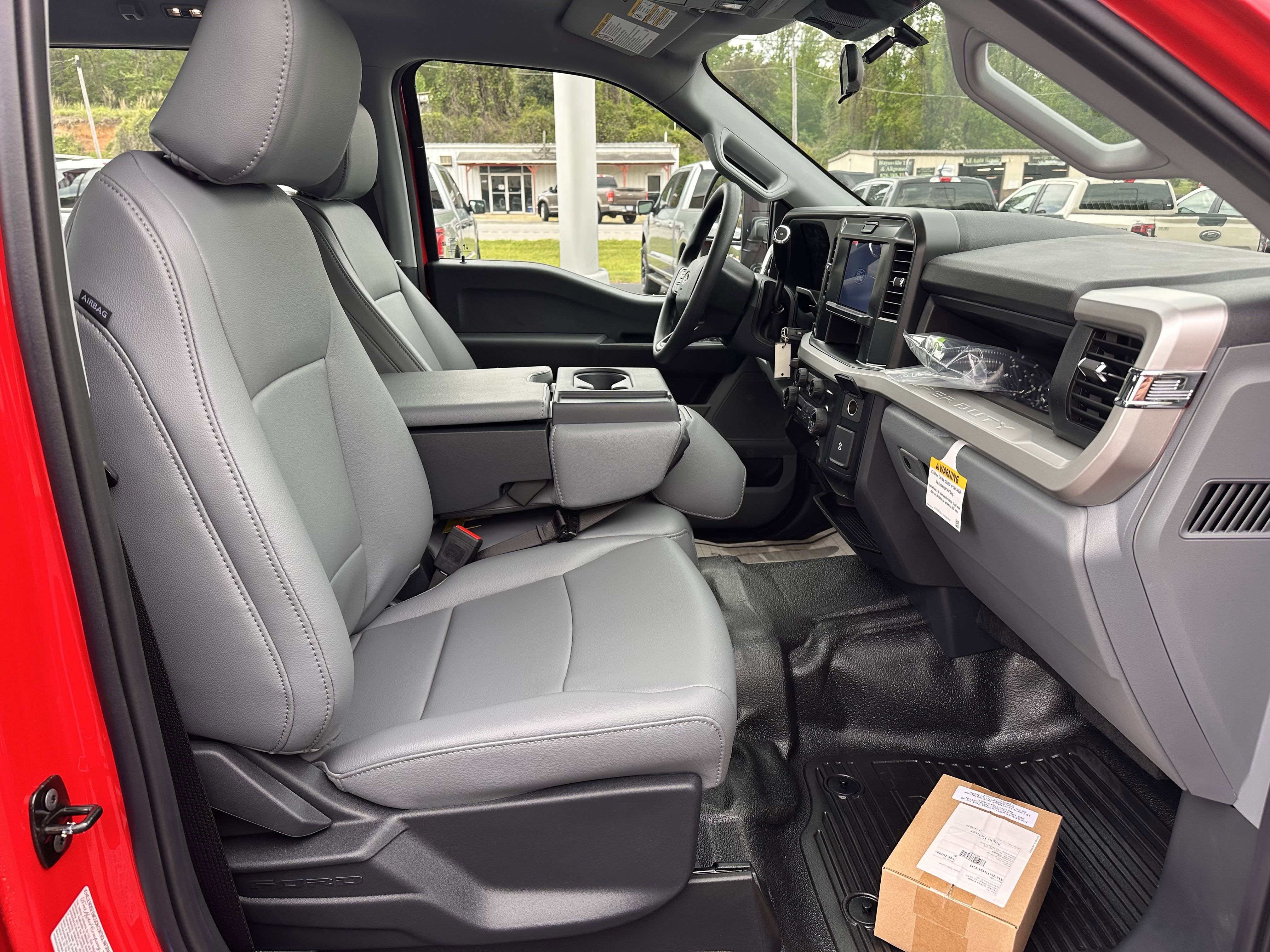 2025 Ford Super Duty F-350 DRW XL