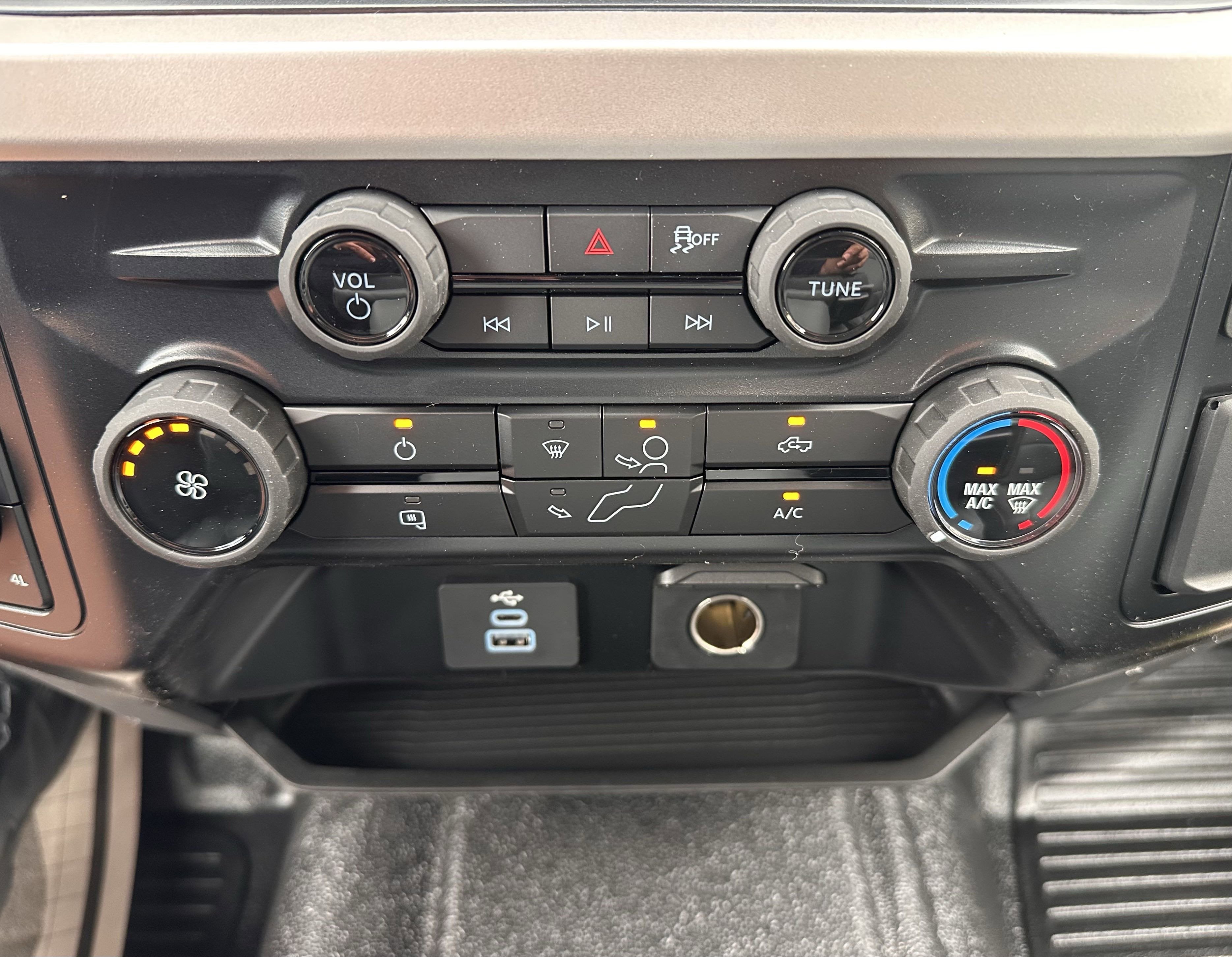 2025 Ford Super Duty F-350 DRW XL