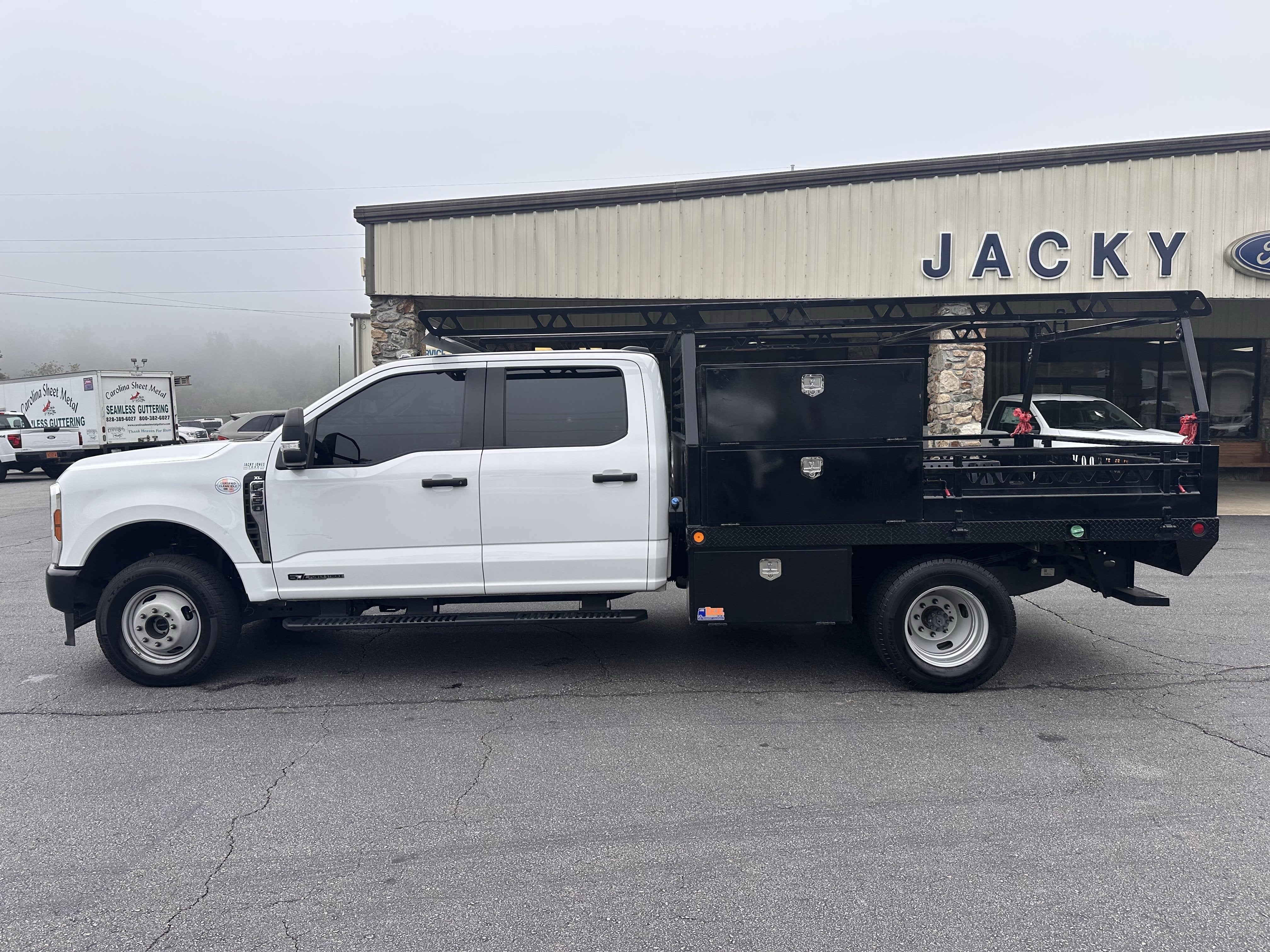 2025 Ford Super Duty F-350 DRW XL
