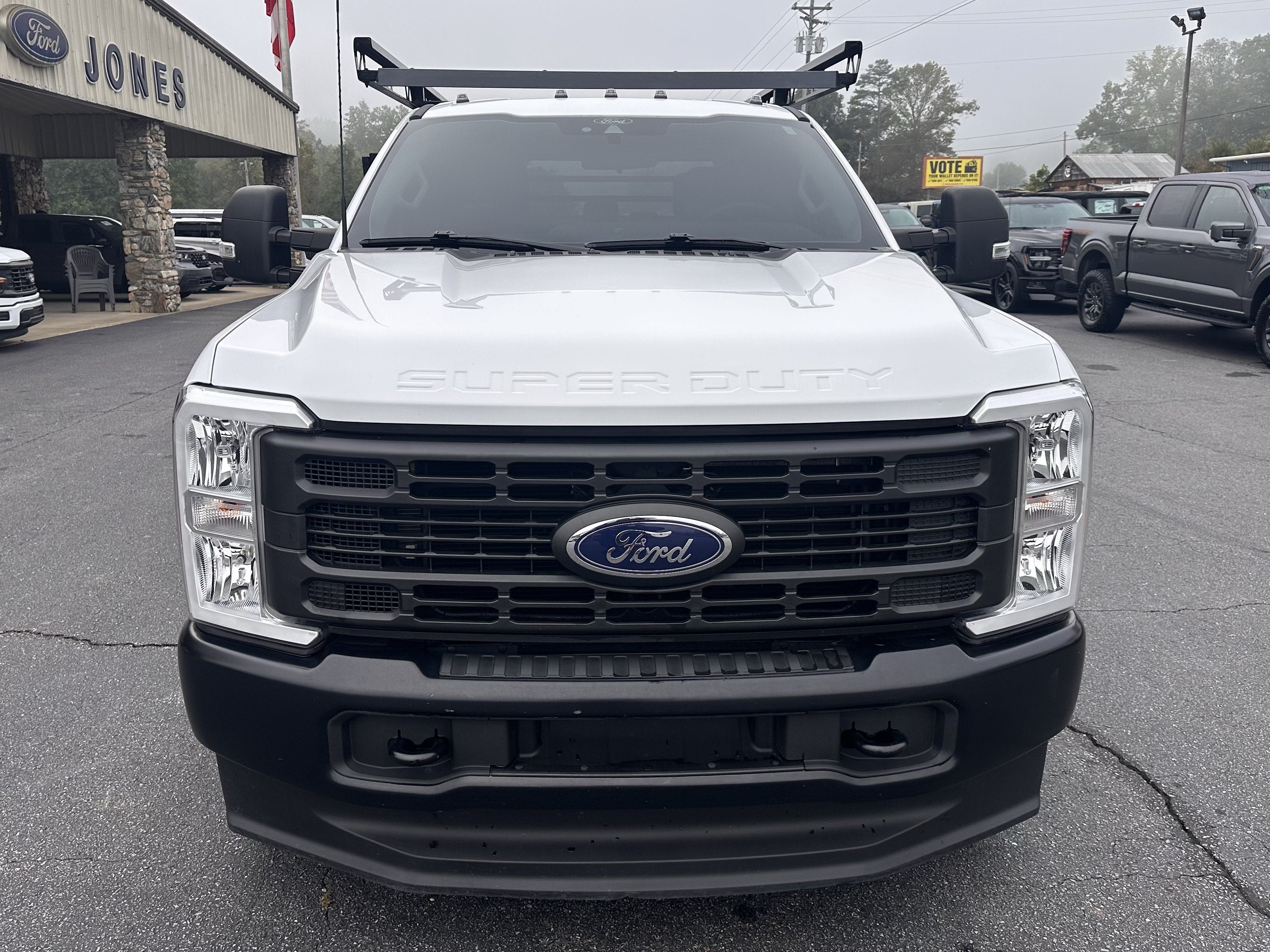 2025 Ford Super Duty F-350 DRW XL