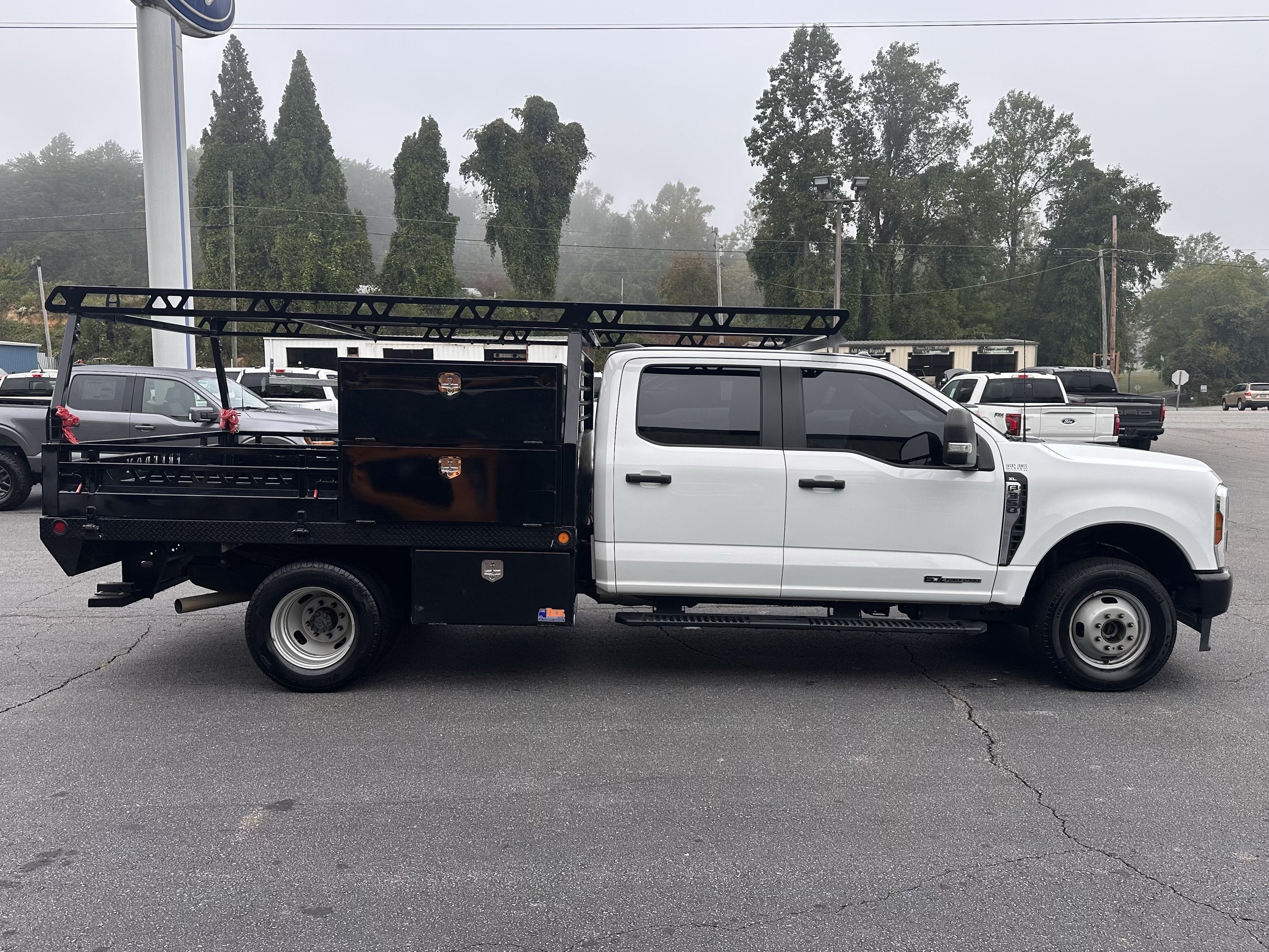 2025 Ford Super Duty F-350 DRW XL