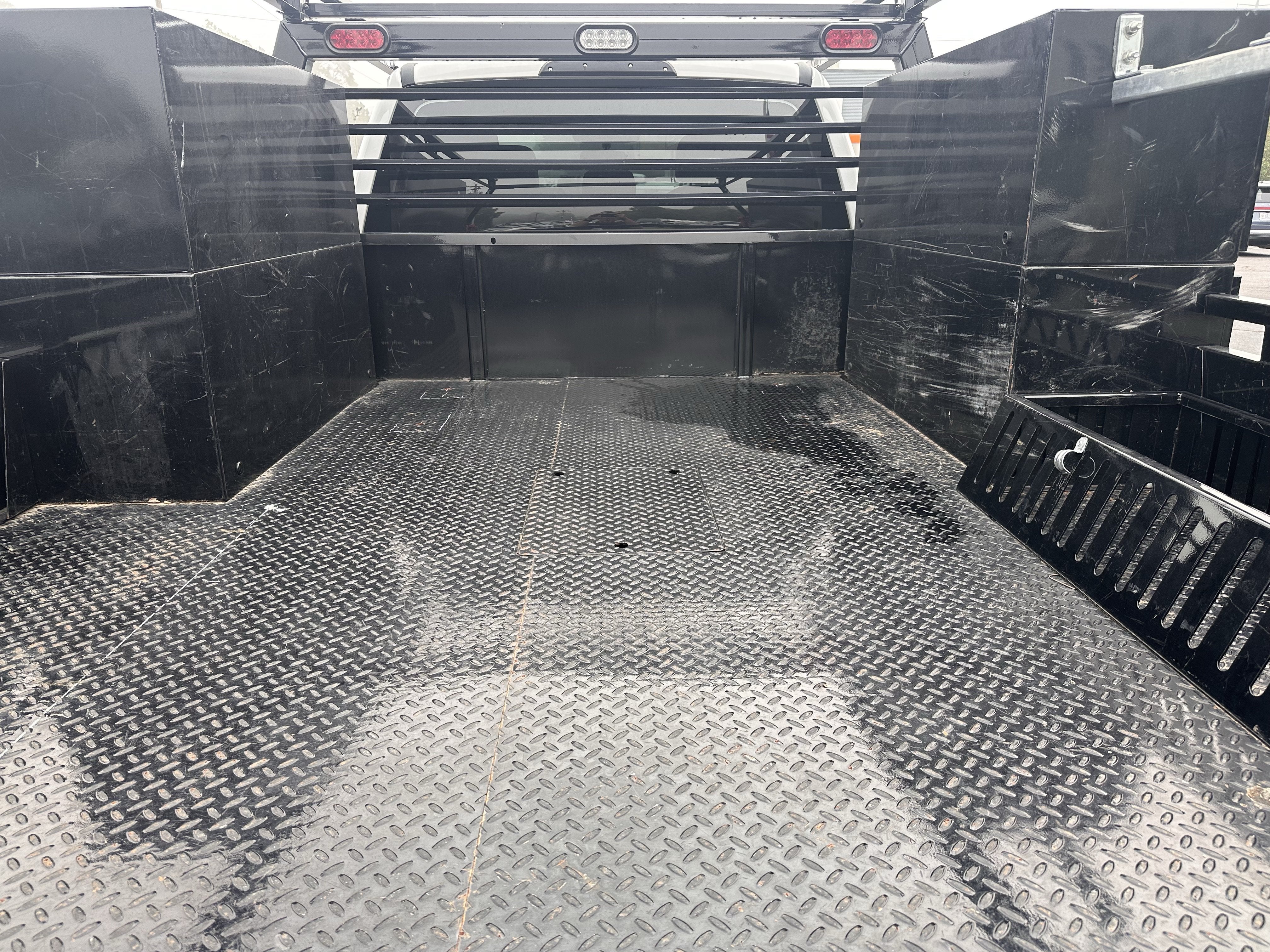 2025 Ford Super Duty F-350 DRW XL