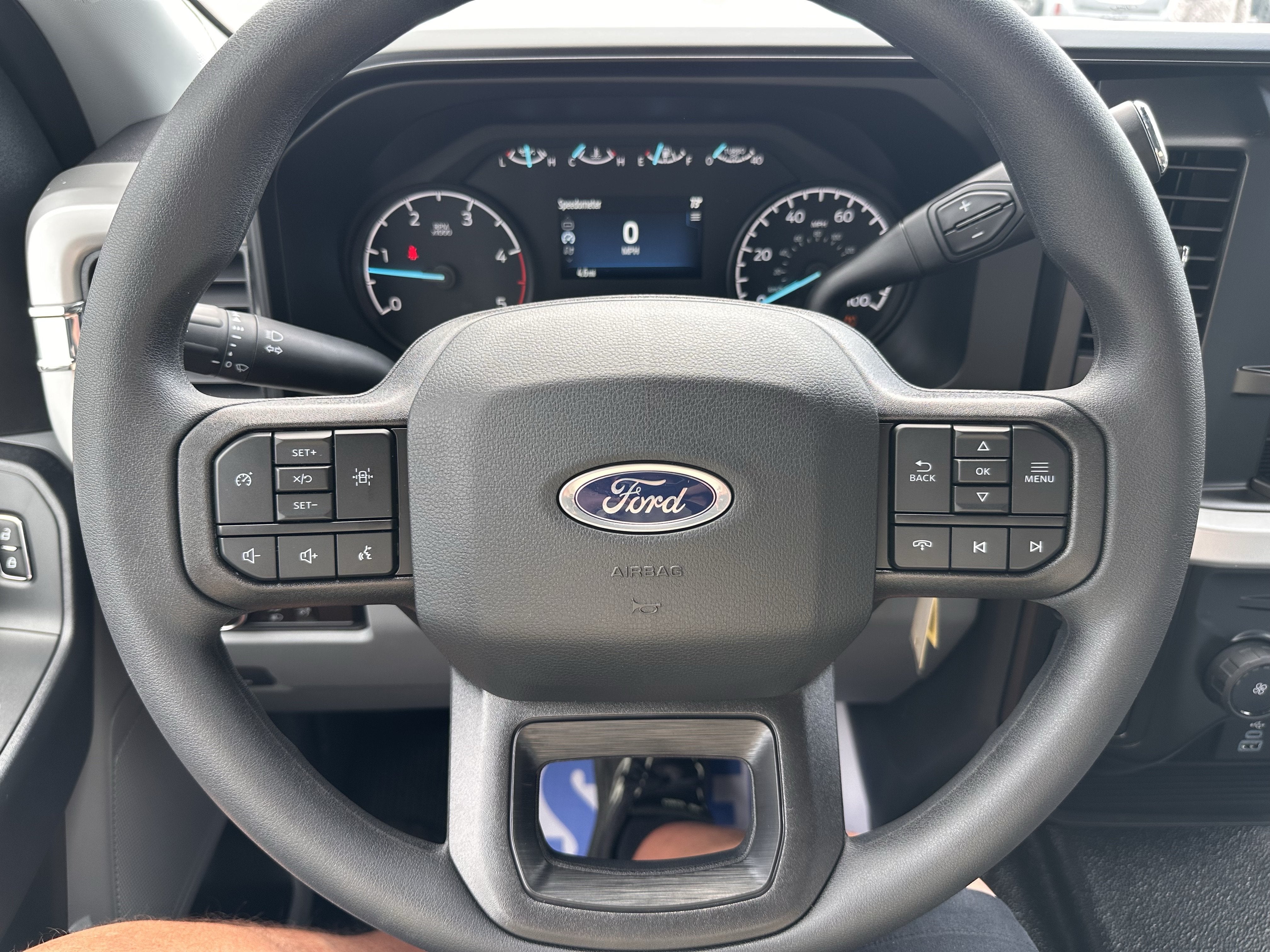 2026 Ford Super Duty F-350 DRW XL