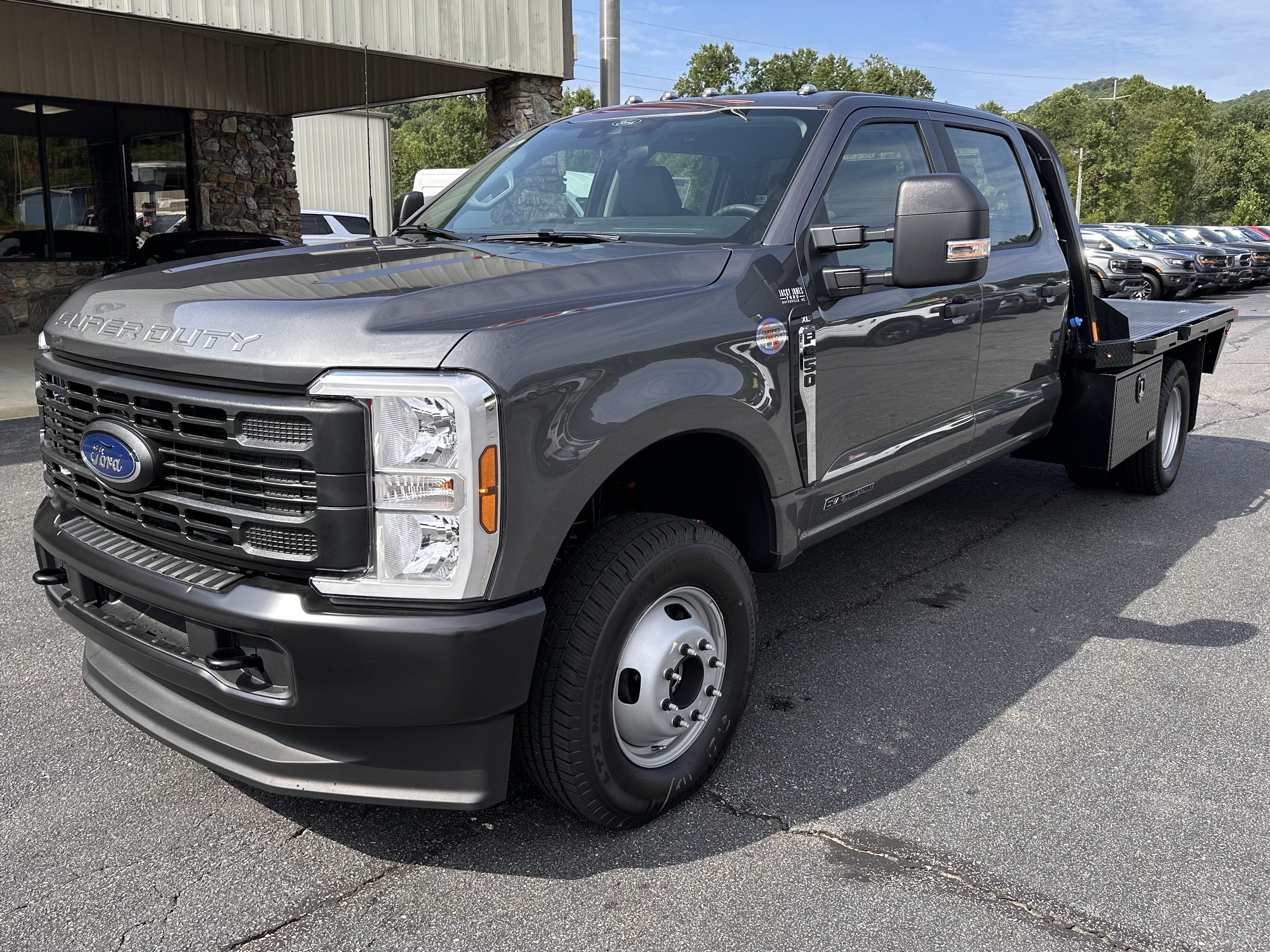 2026 Ford Super Duty F-350 DRW XL