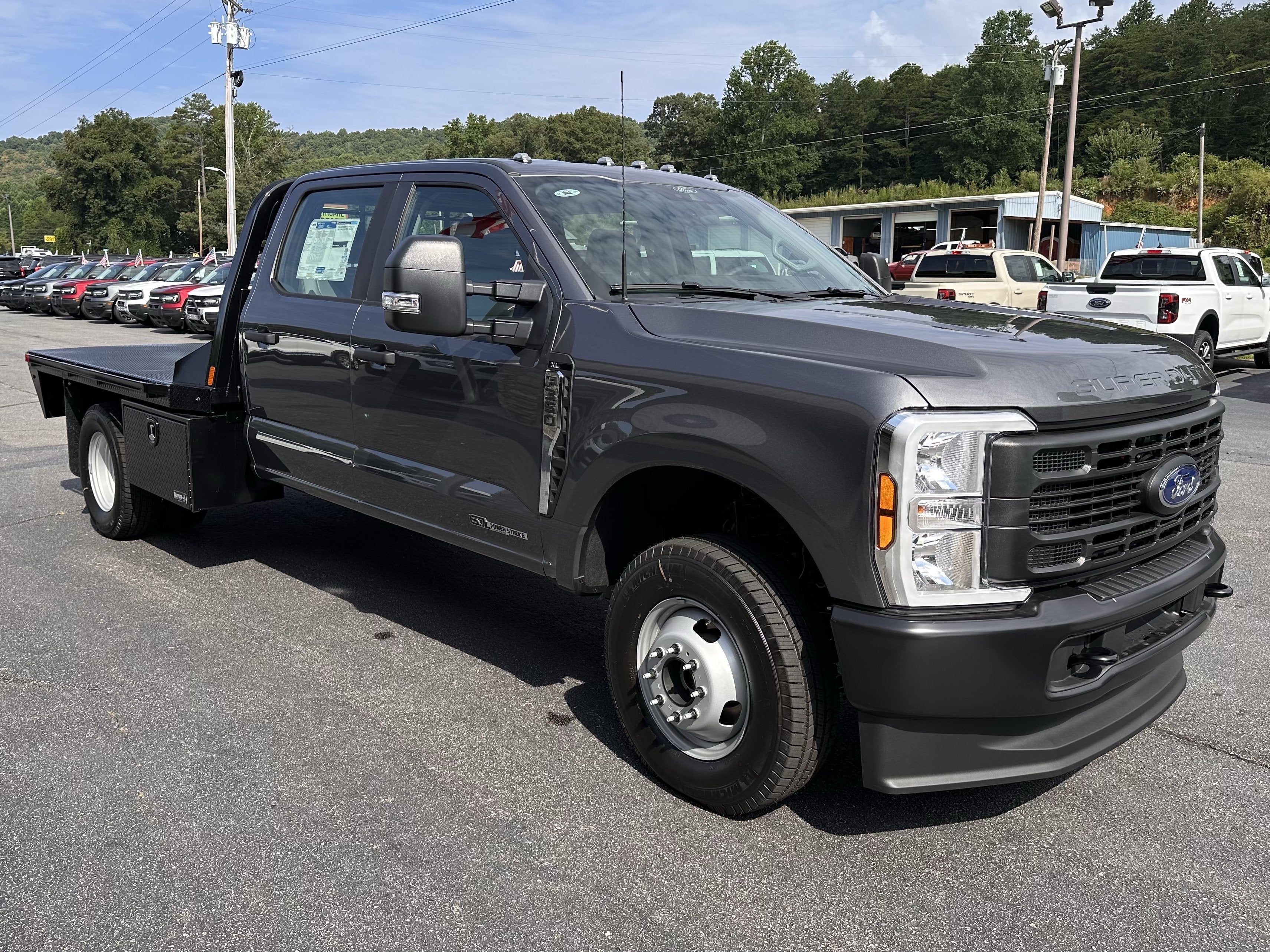 2026 Ford Super Duty F-350 DRW XL