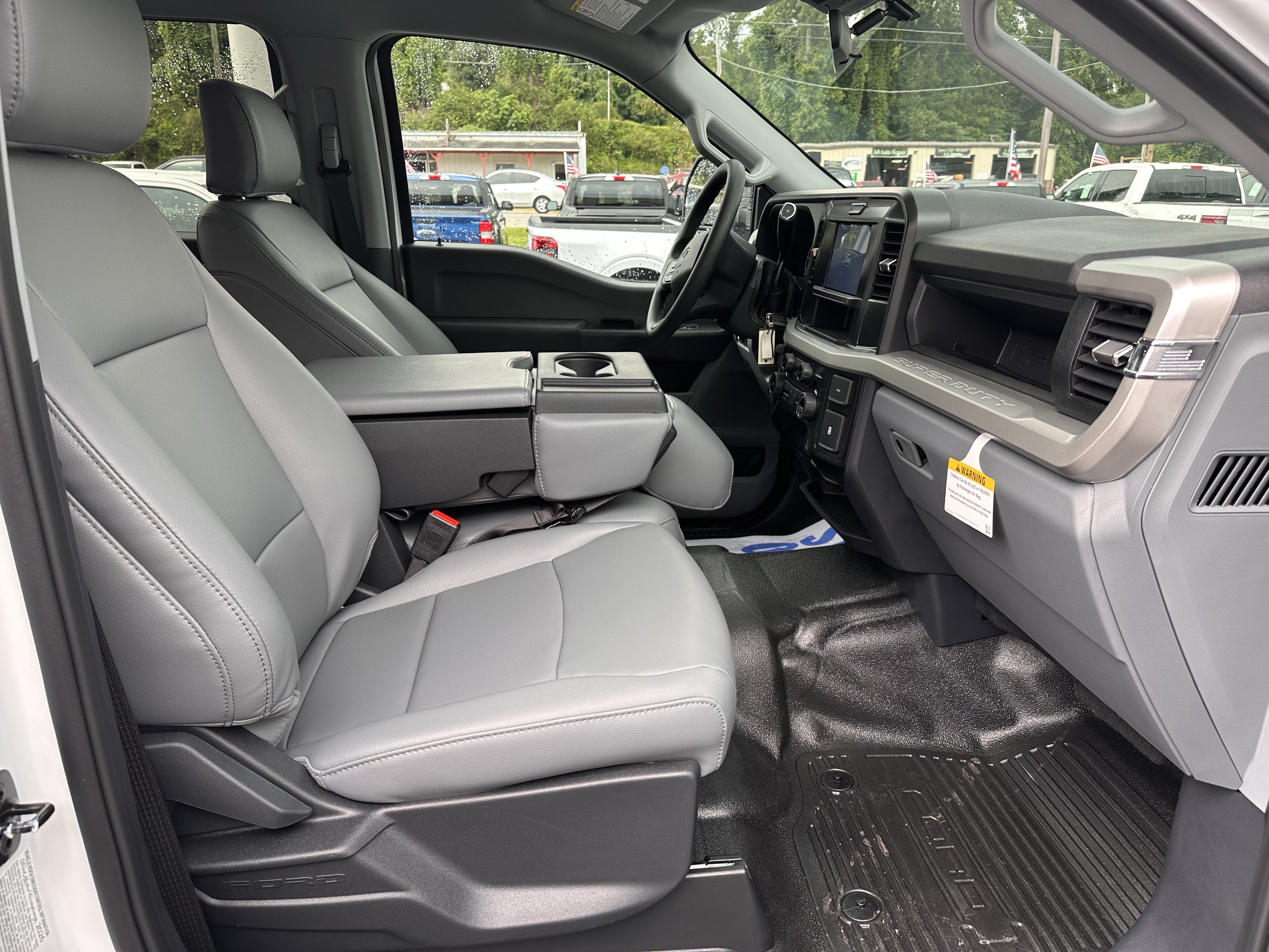 2026 Ford Super Duty F-350 DRW XL