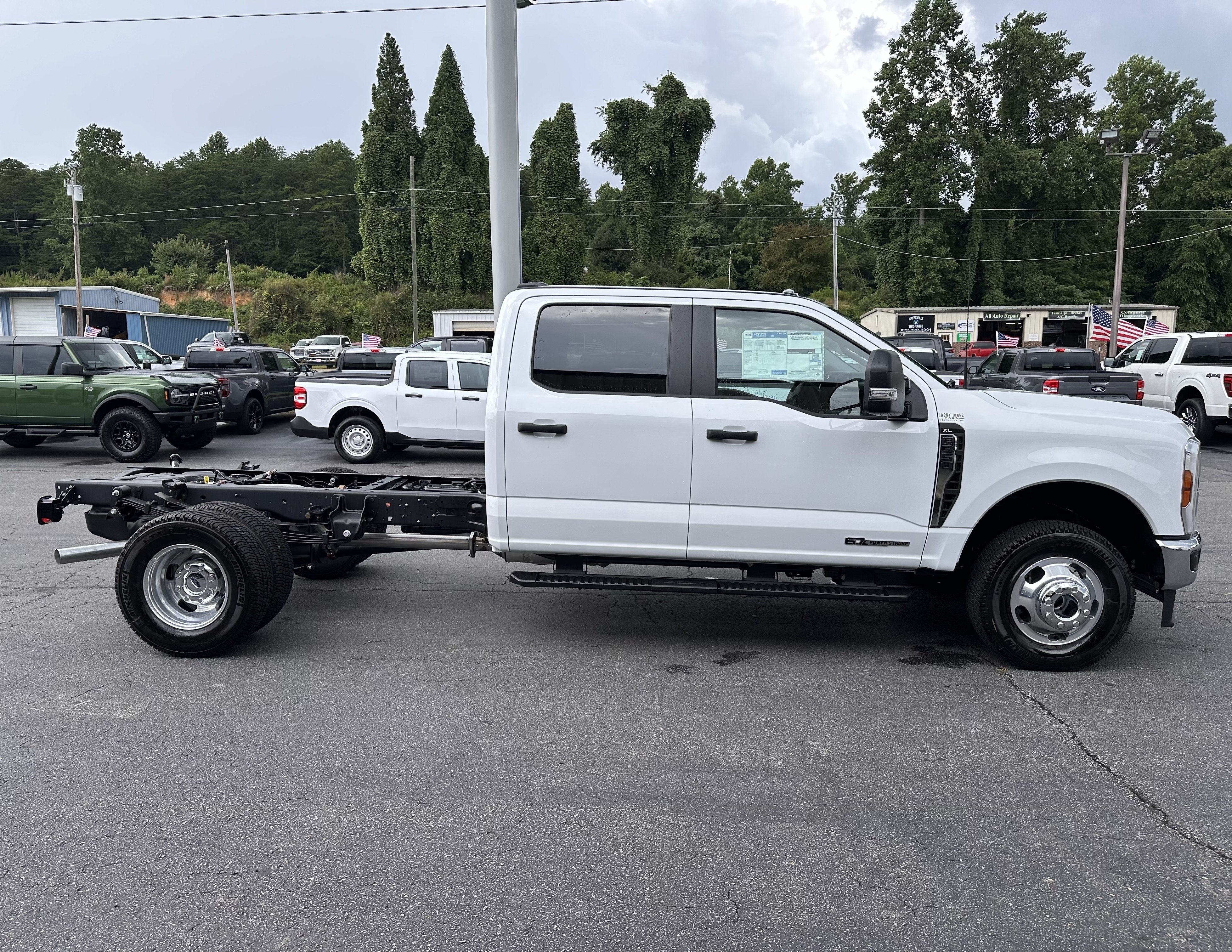 2026 Ford Super Duty F-350 DRW XL