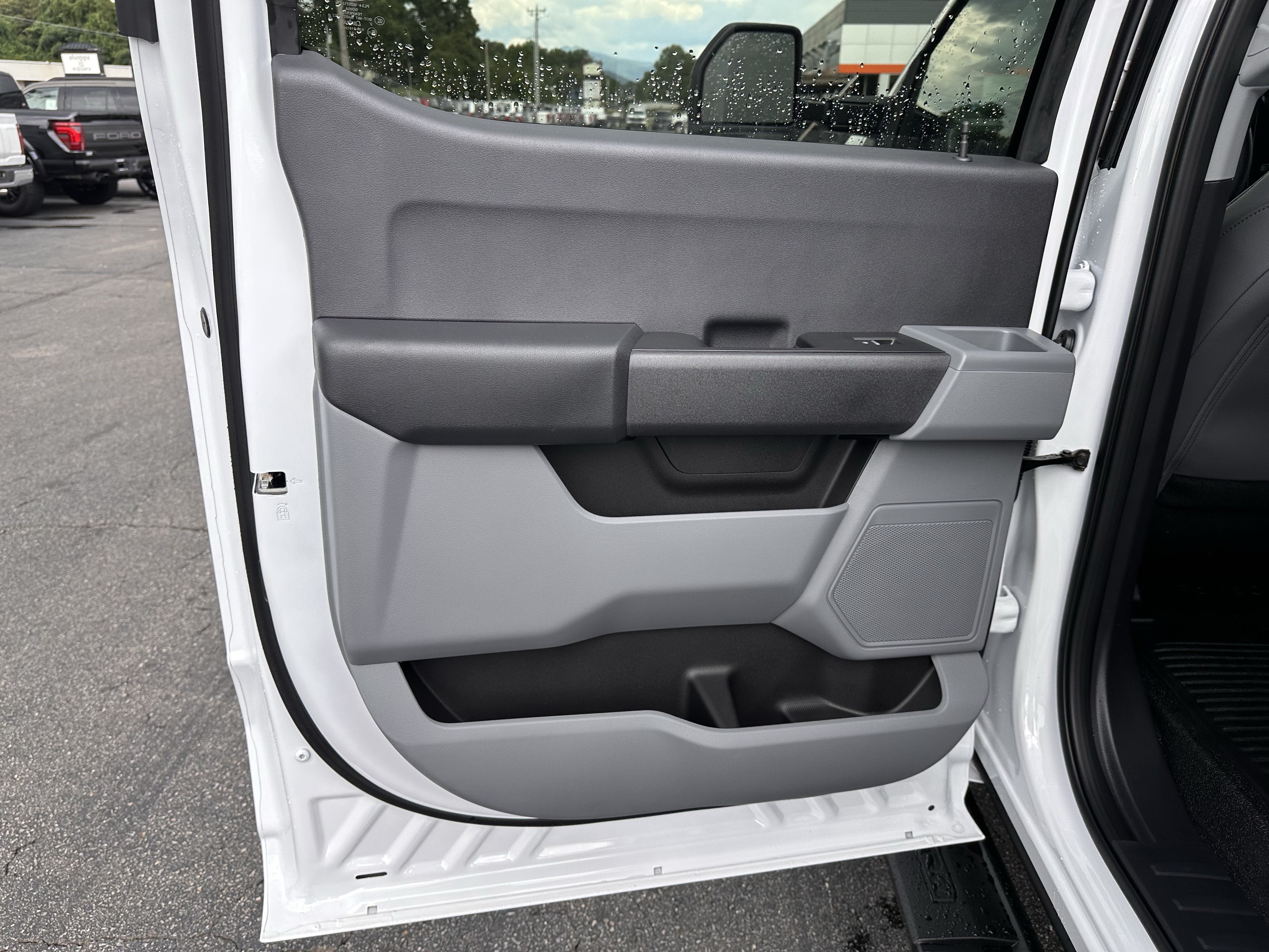 2026 Ford Super Duty F-350 DRW XL