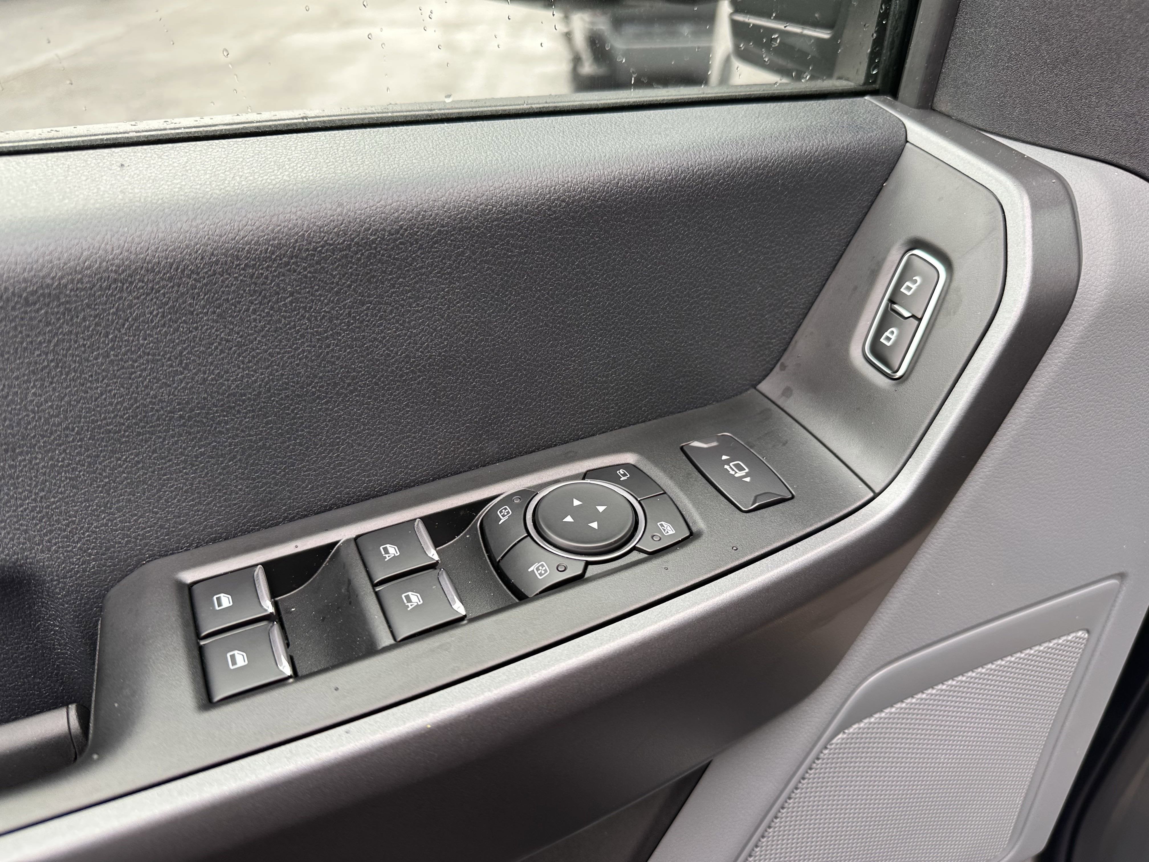 2025 Ford Super Duty F-350 DRW XLT