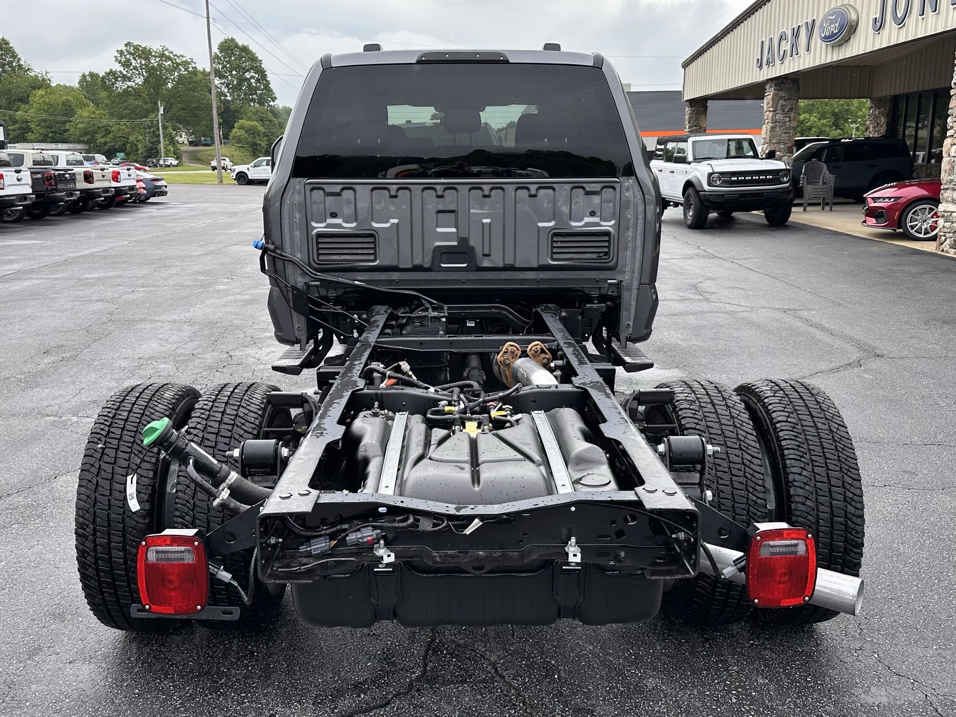 2025 Ford Super Duty F-350 DRW XLT