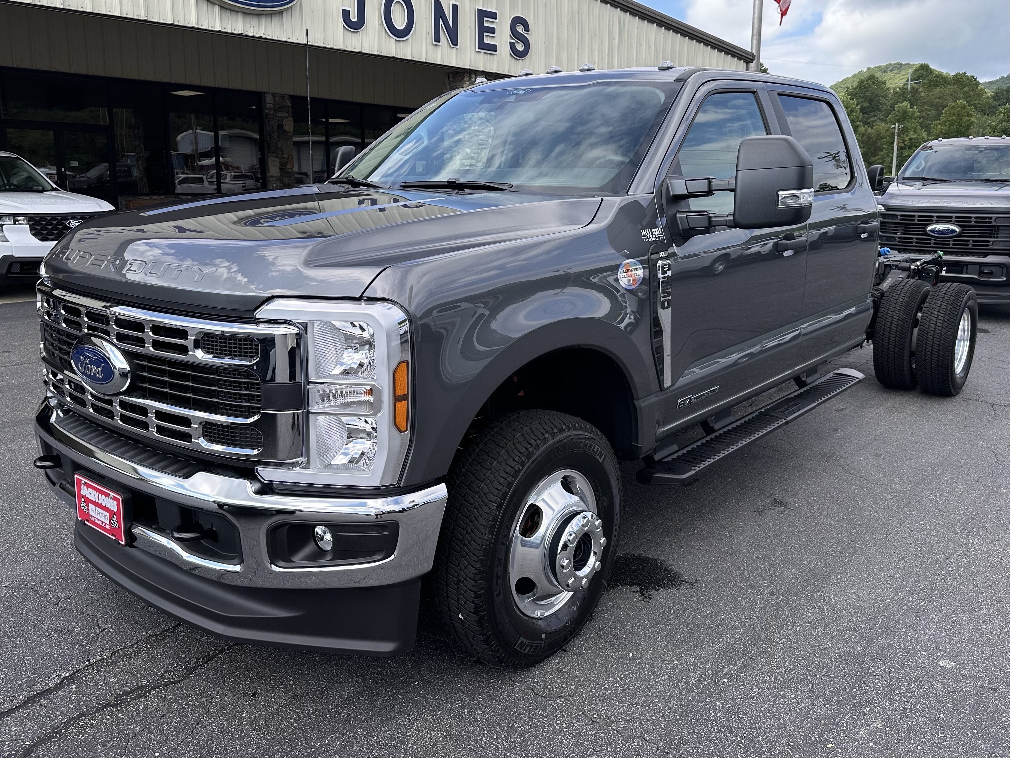 2026 Ford Super Duty F-350 DRW XL