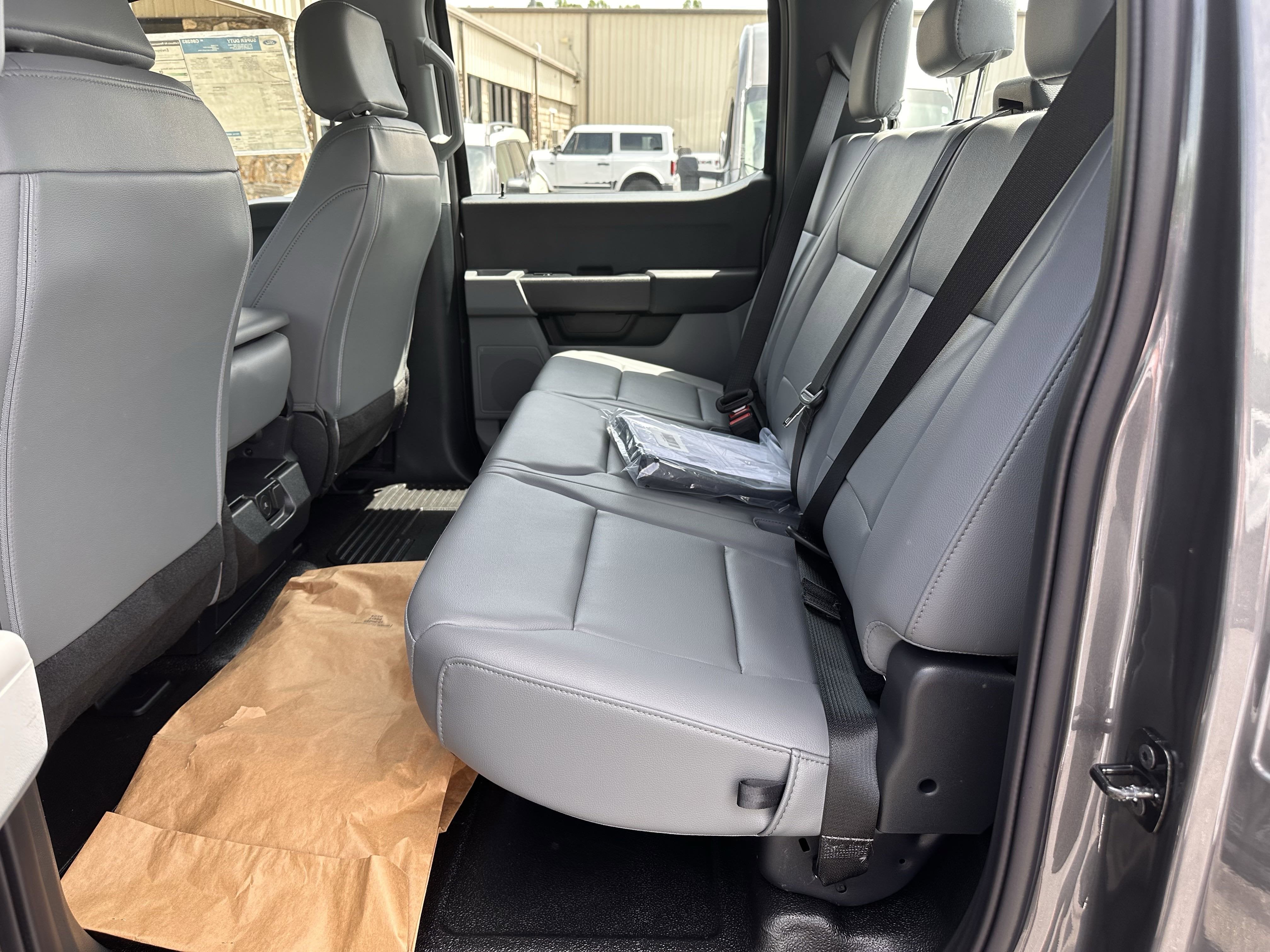 2025 Ford Super Duty F-350 DRW XL