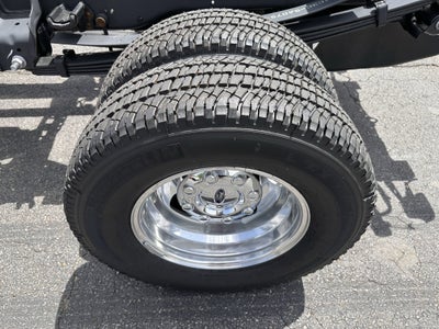 2025 Ford Super Duty F-350 DRW XL