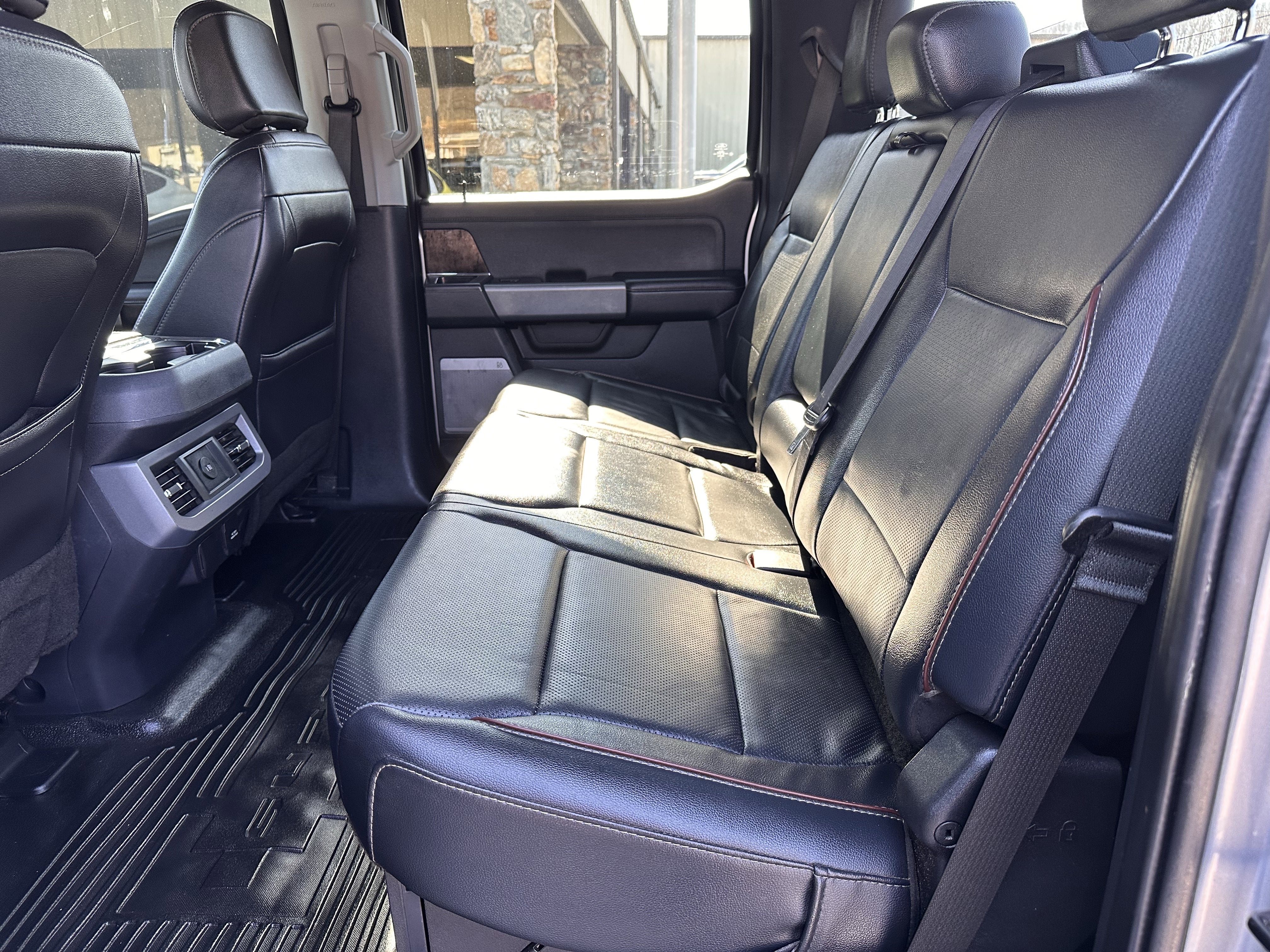 2024 Ford Super Duty F-350 DRW LARIAT