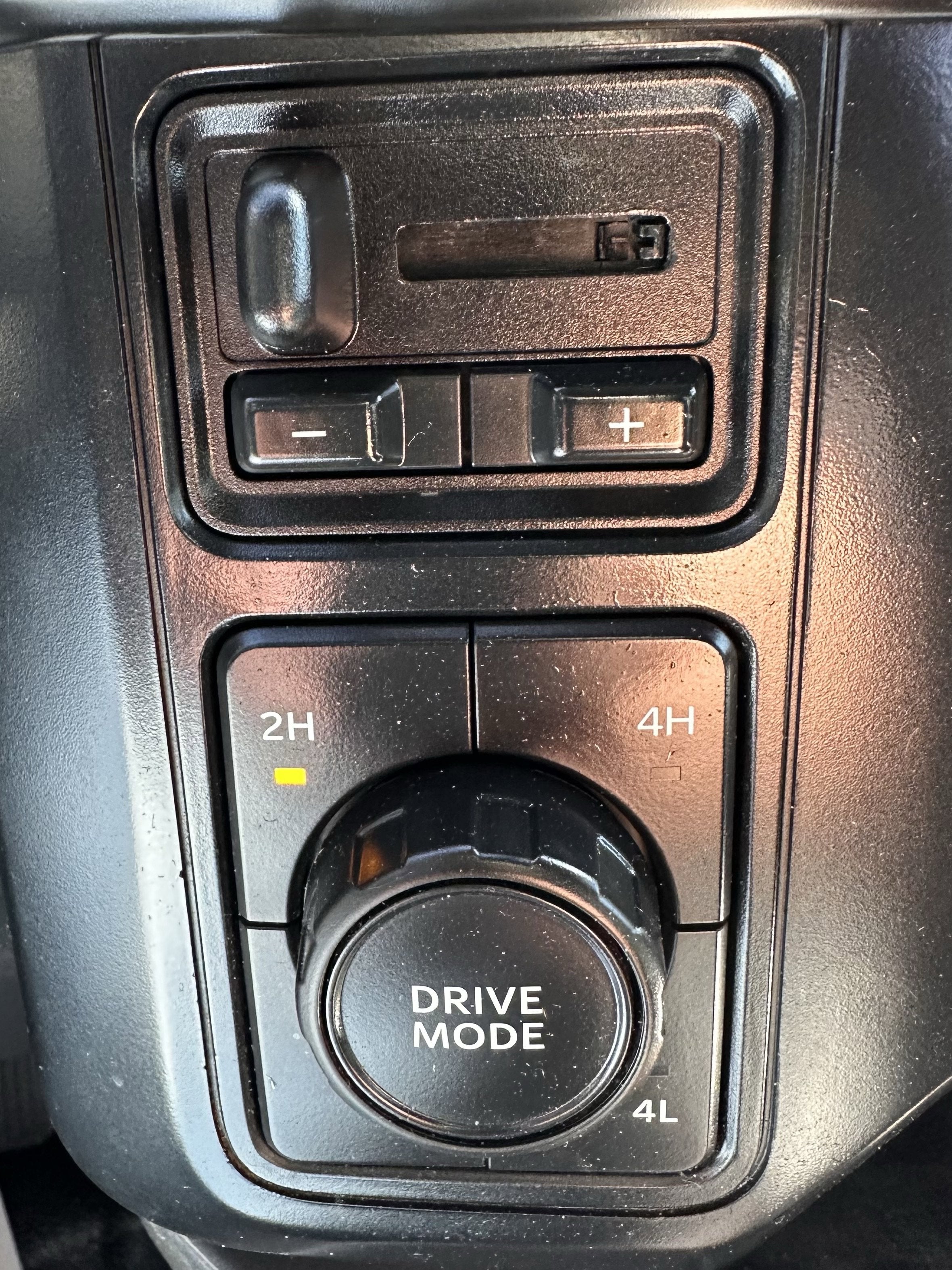 2024 Ford Super Duty F-350 DRW LARIAT