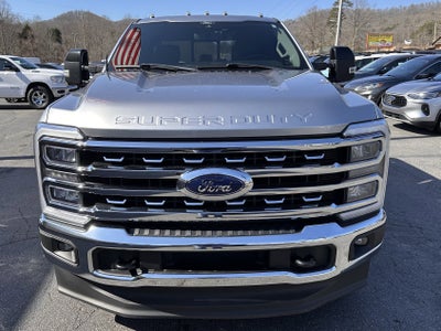 2024 Ford Super Duty F-350 DRW LARIAT