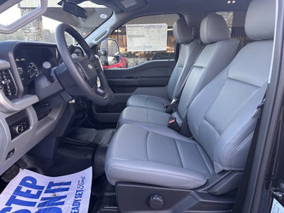 2026 Ford Super Duty F-350 DRW XL