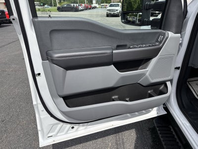 2025 Ford Super Duty F-350 DRW XLT