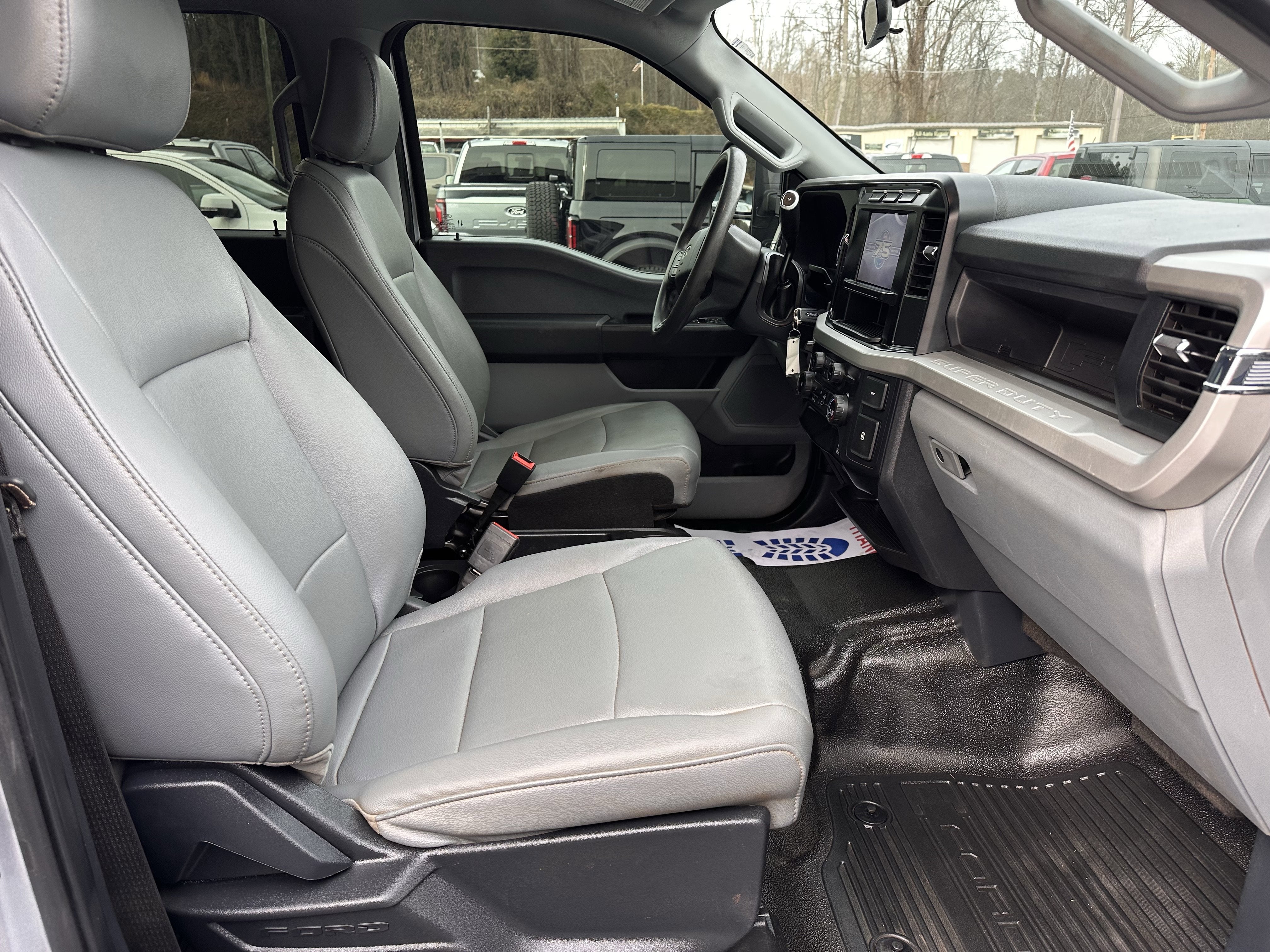 2023 Ford Super Duty F-350 DRW XL