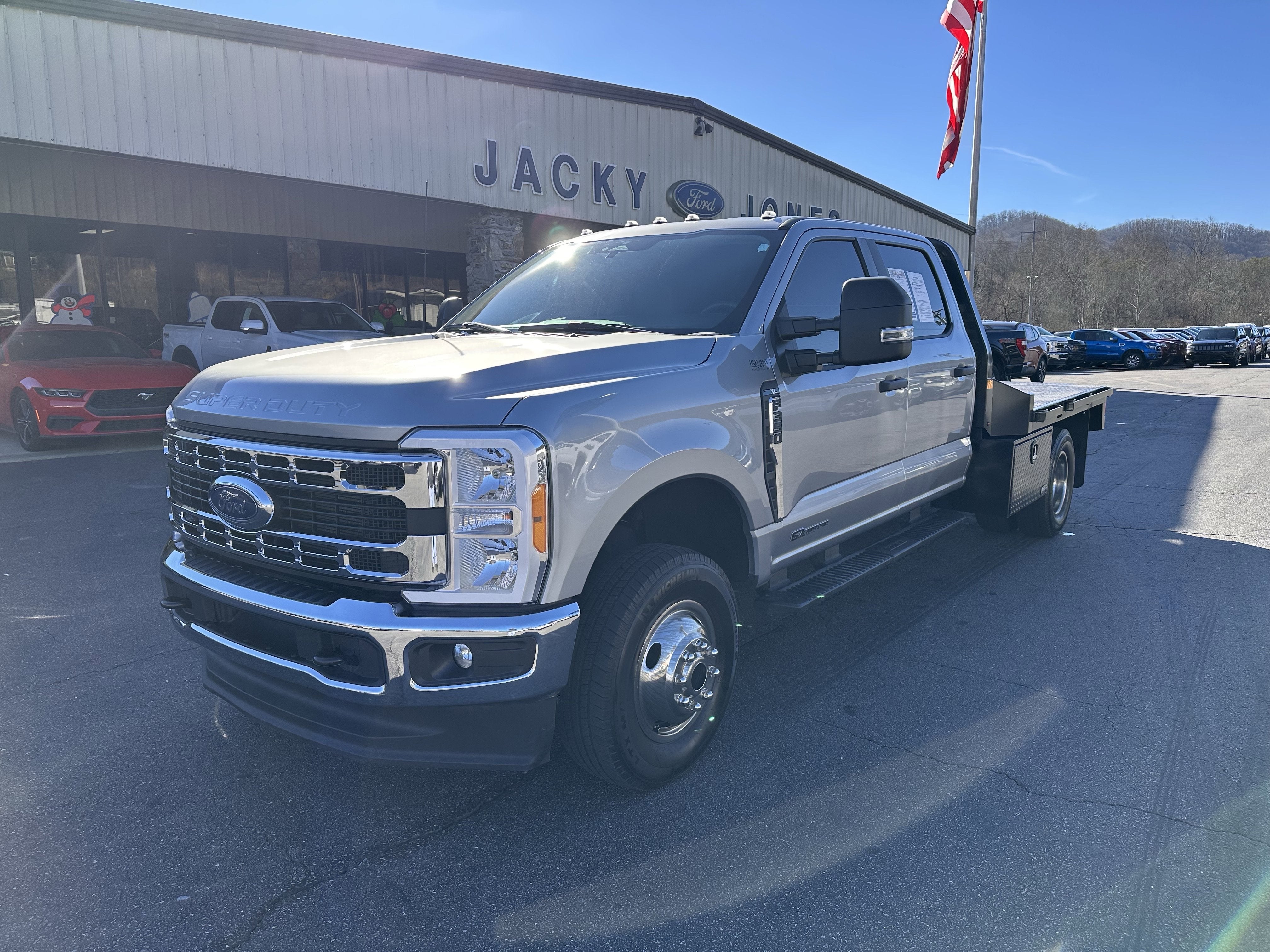 2023 Ford Super Duty F-350 DRW XL