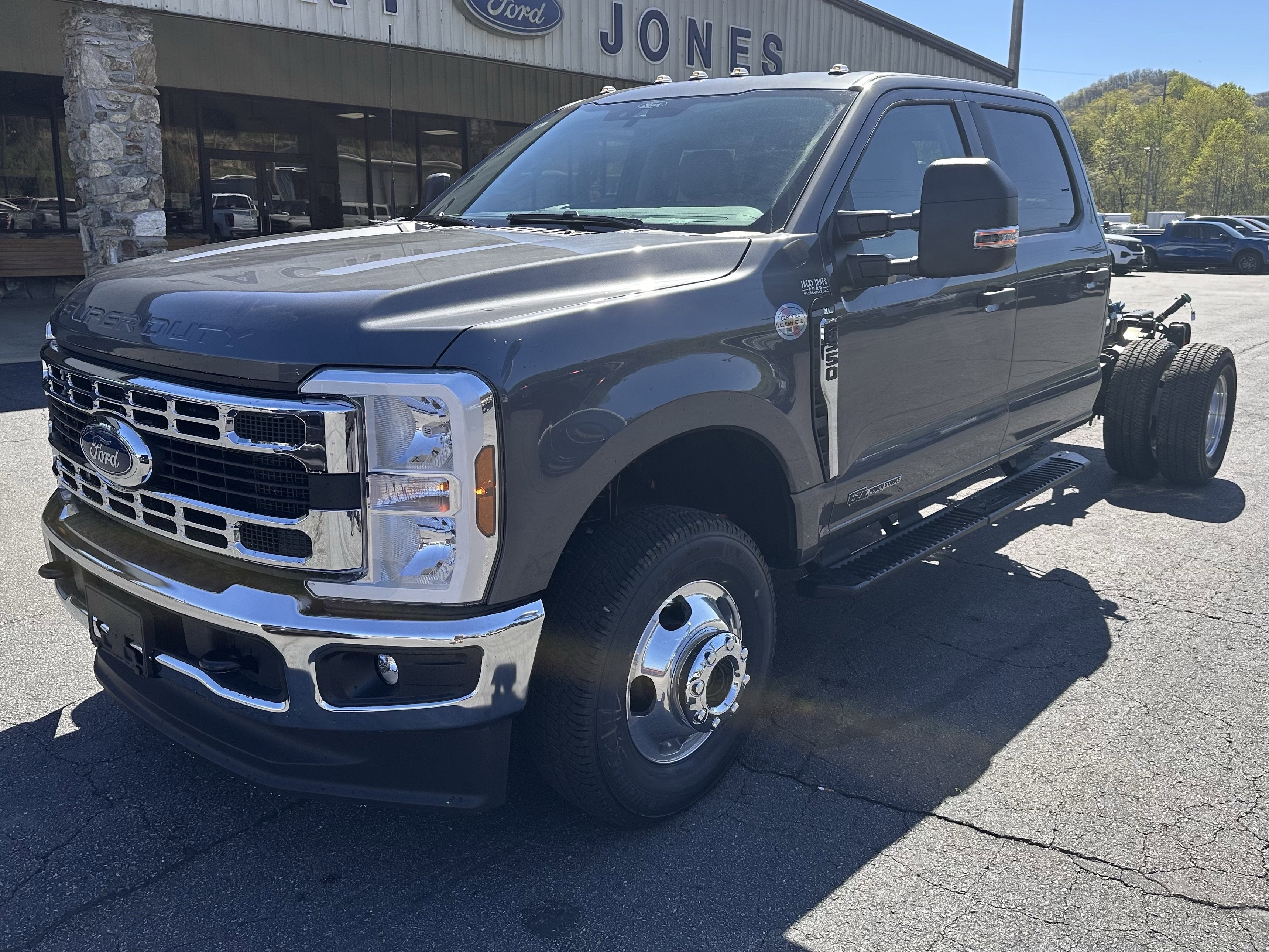 2026 Ford Super Duty F-350 DRW XL