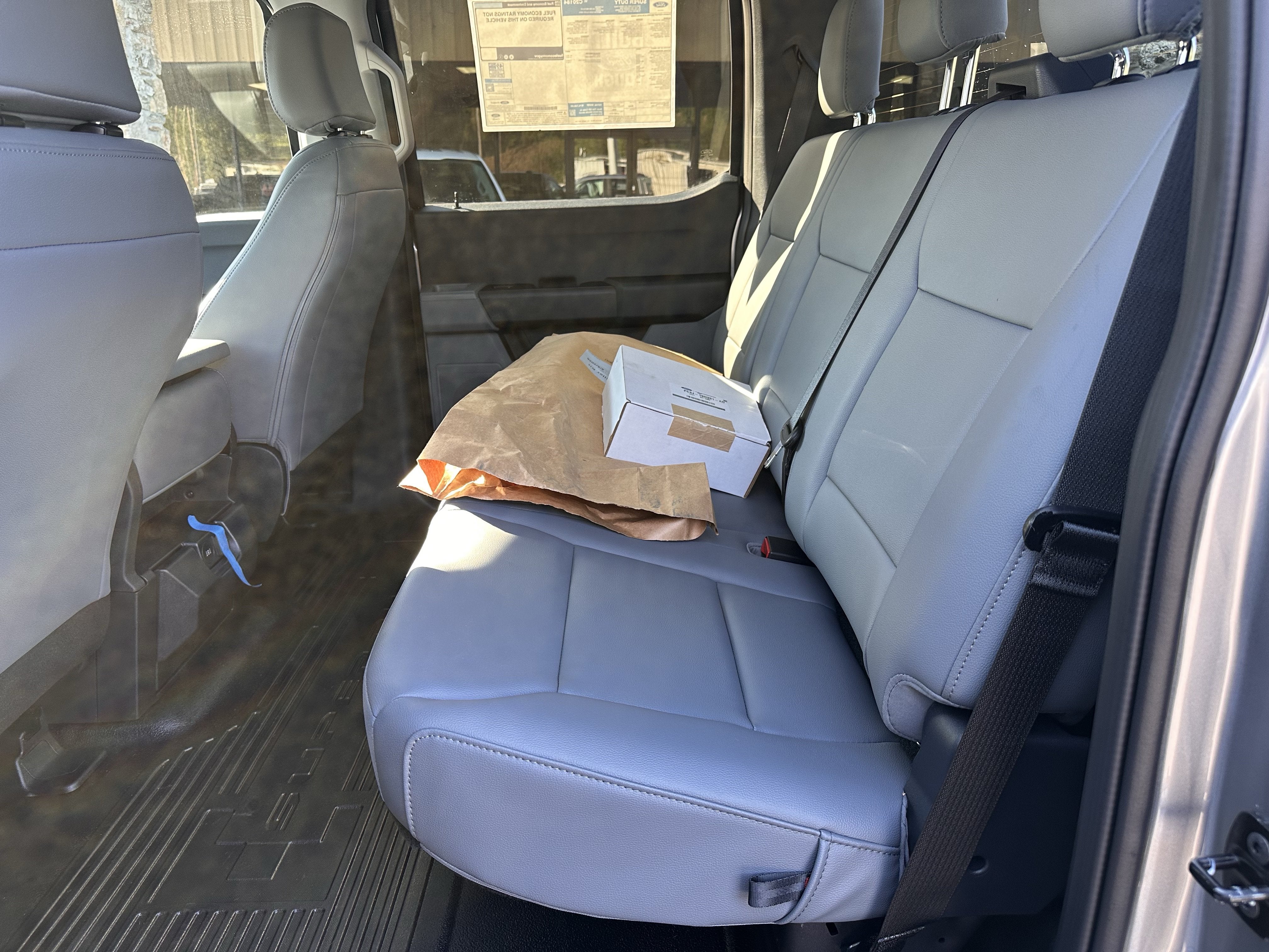 2027 Ford Super Duty F-350 DRW XL