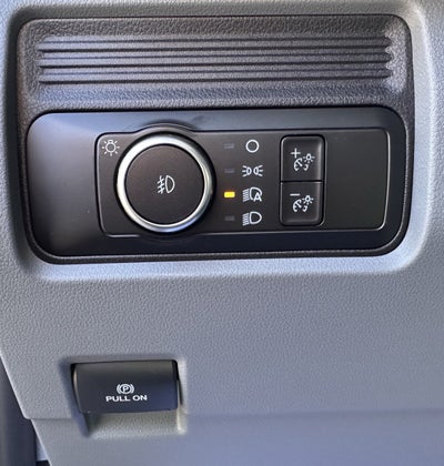 2027 Ford Super Duty F-350 DRW XL
