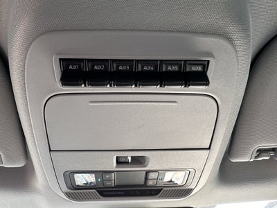2027 Ford Super Duty F-350 DRW XL