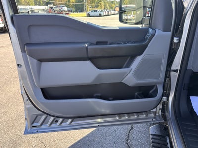2027 Ford Super Duty F-350 DRW XL