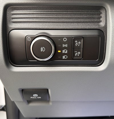 2027 Ford Super Duty F-350 DRW XL
