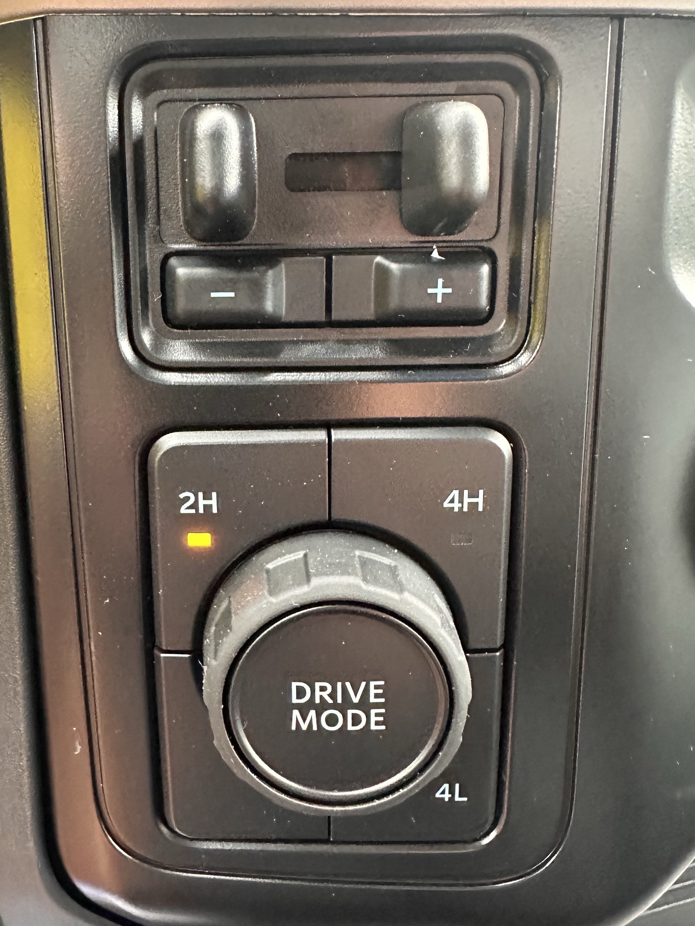 2027 Ford Super Duty F-350 DRW XL
