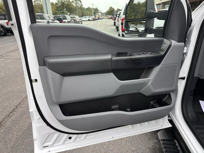2027 Ford Super Duty F-350 DRW XL