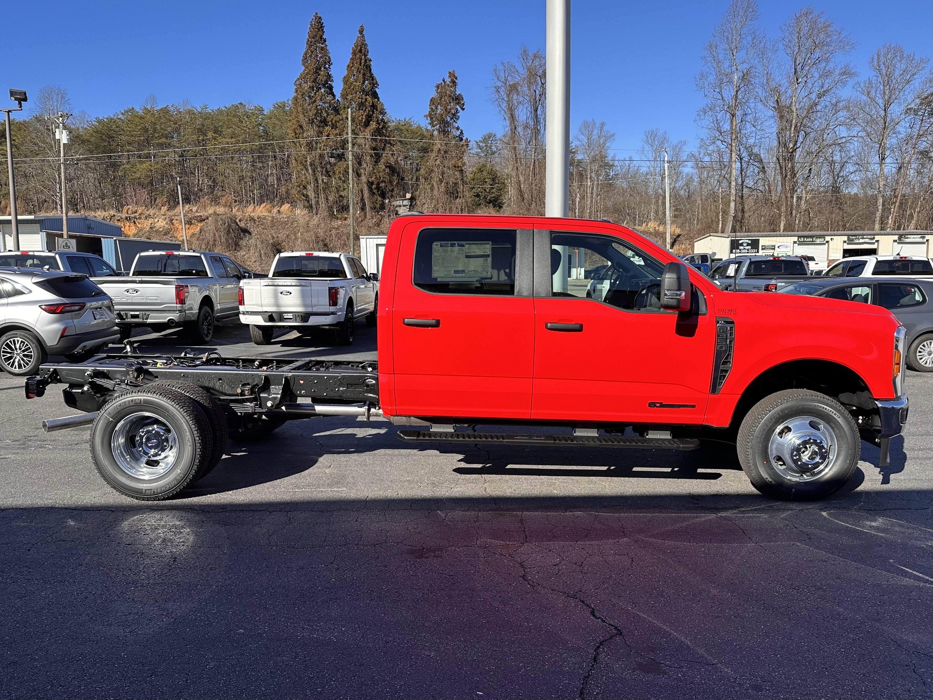 2026 Ford Super Duty F-350 DRW XL