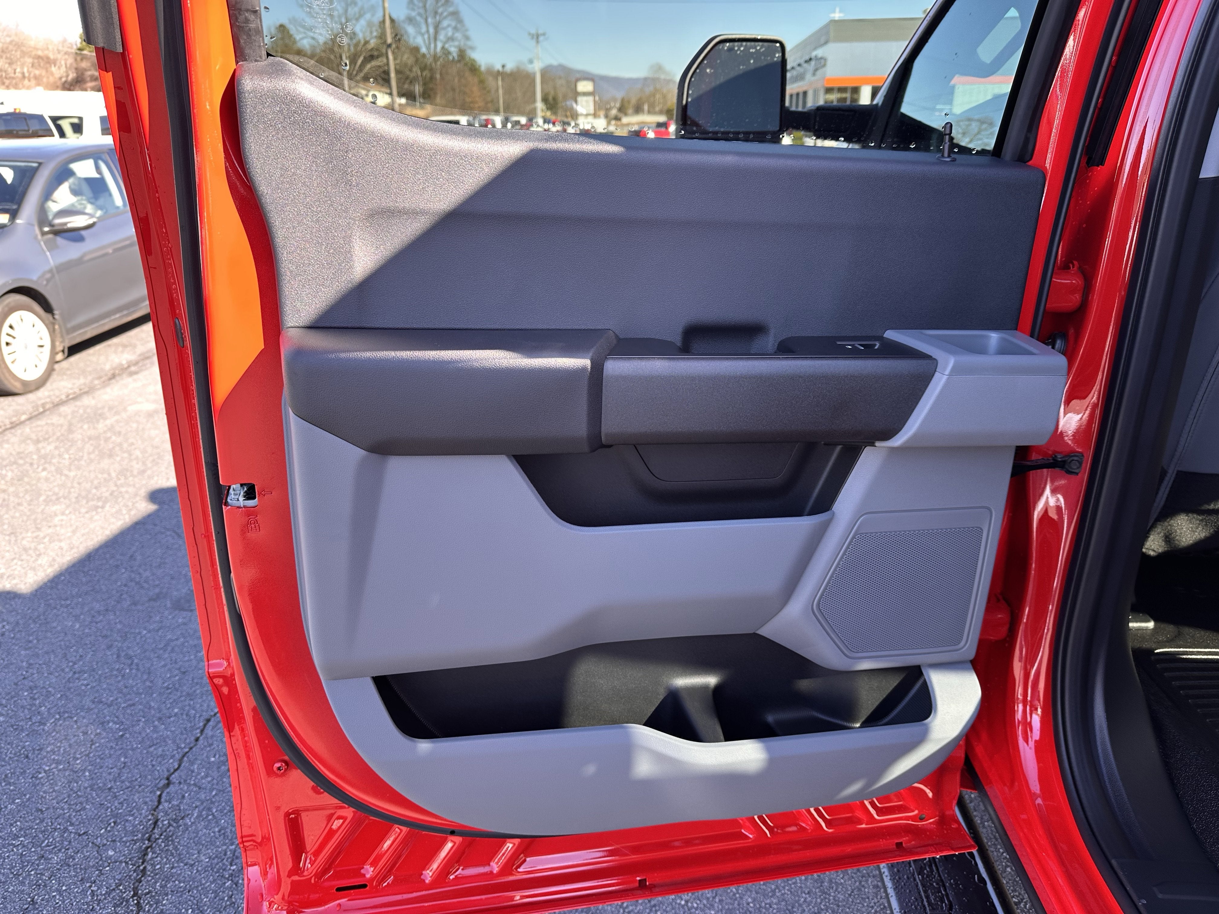 2026 Ford Super Duty F-350 DRW XL