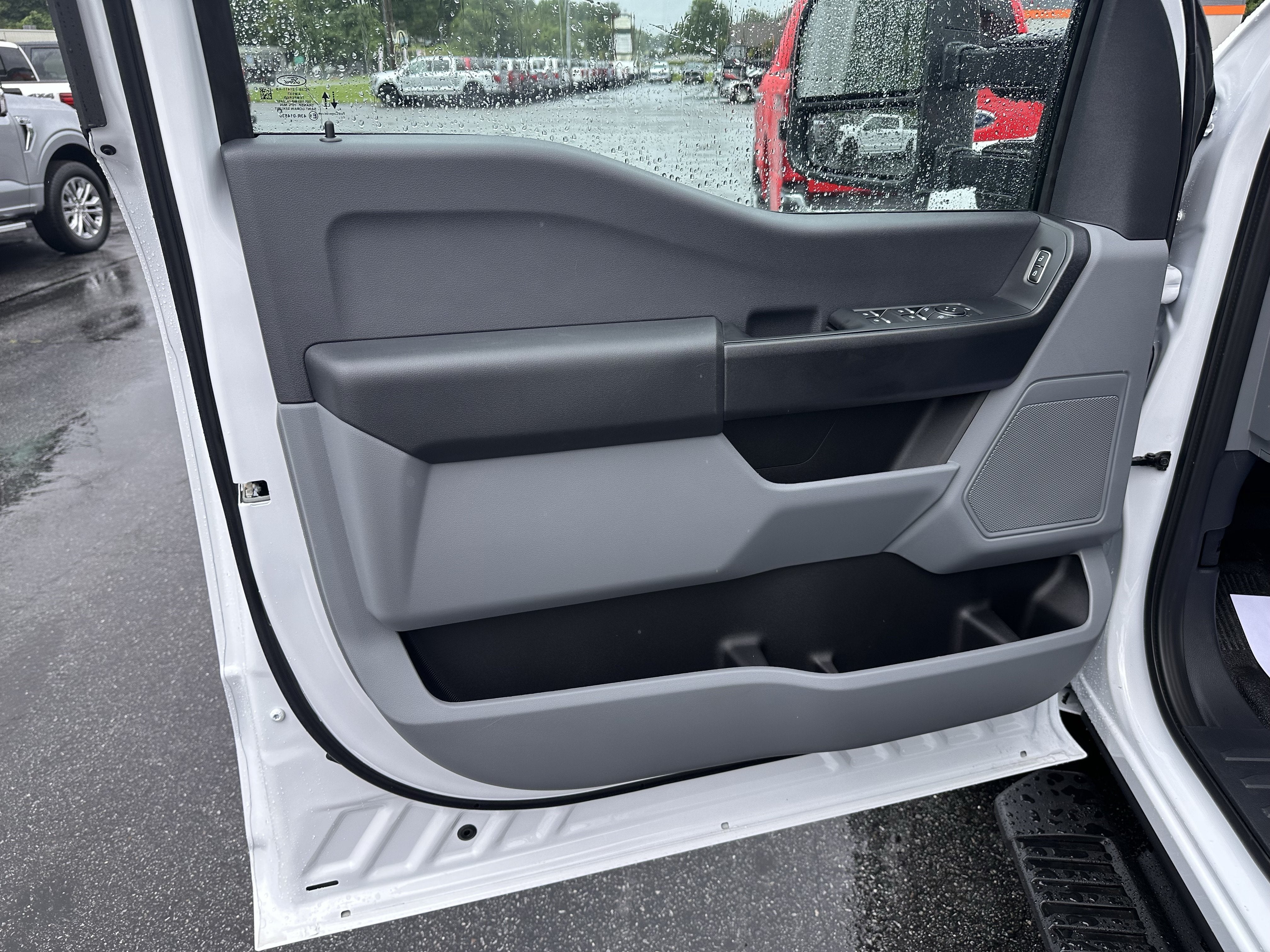 2026 Ford Super Duty F-350 DRW XL Service Body