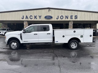2026 Ford Super Duty F-350 DRW XL Service Body