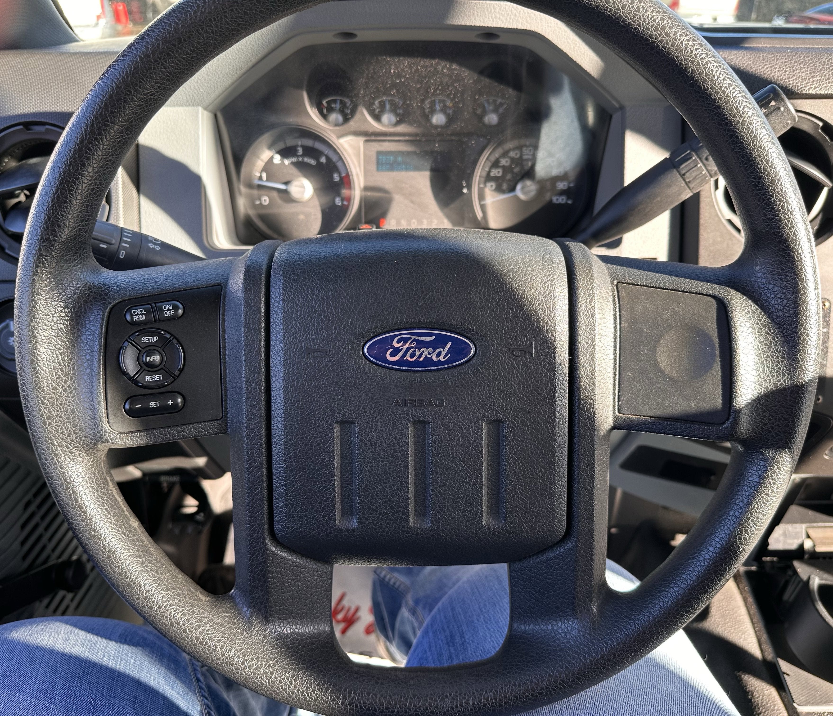 2012 Ford Super Duty F-550 34 Passenger Bus XL