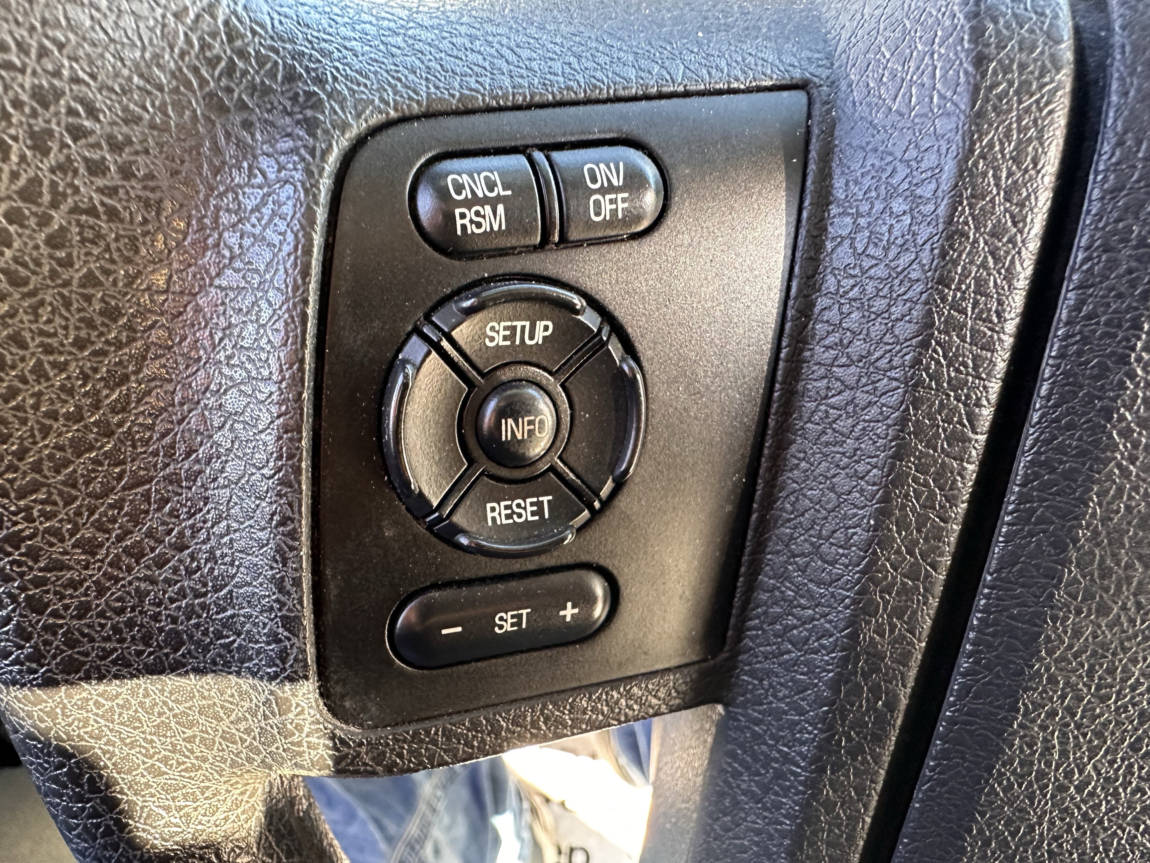 2012 Ford Super Duty F-550 34 Passenger Bus XL