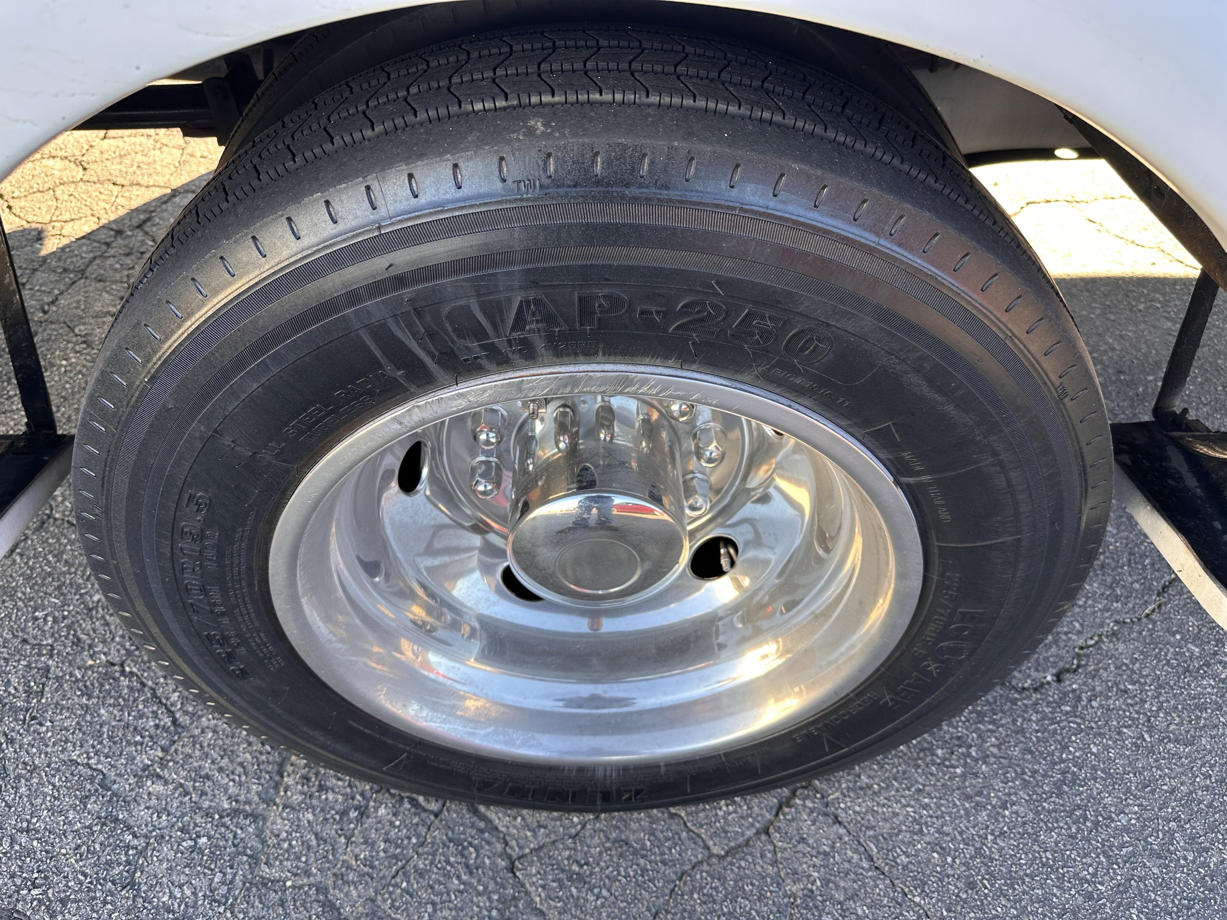 2012 Ford Super Duty F-550 34 Passenger Bus XL