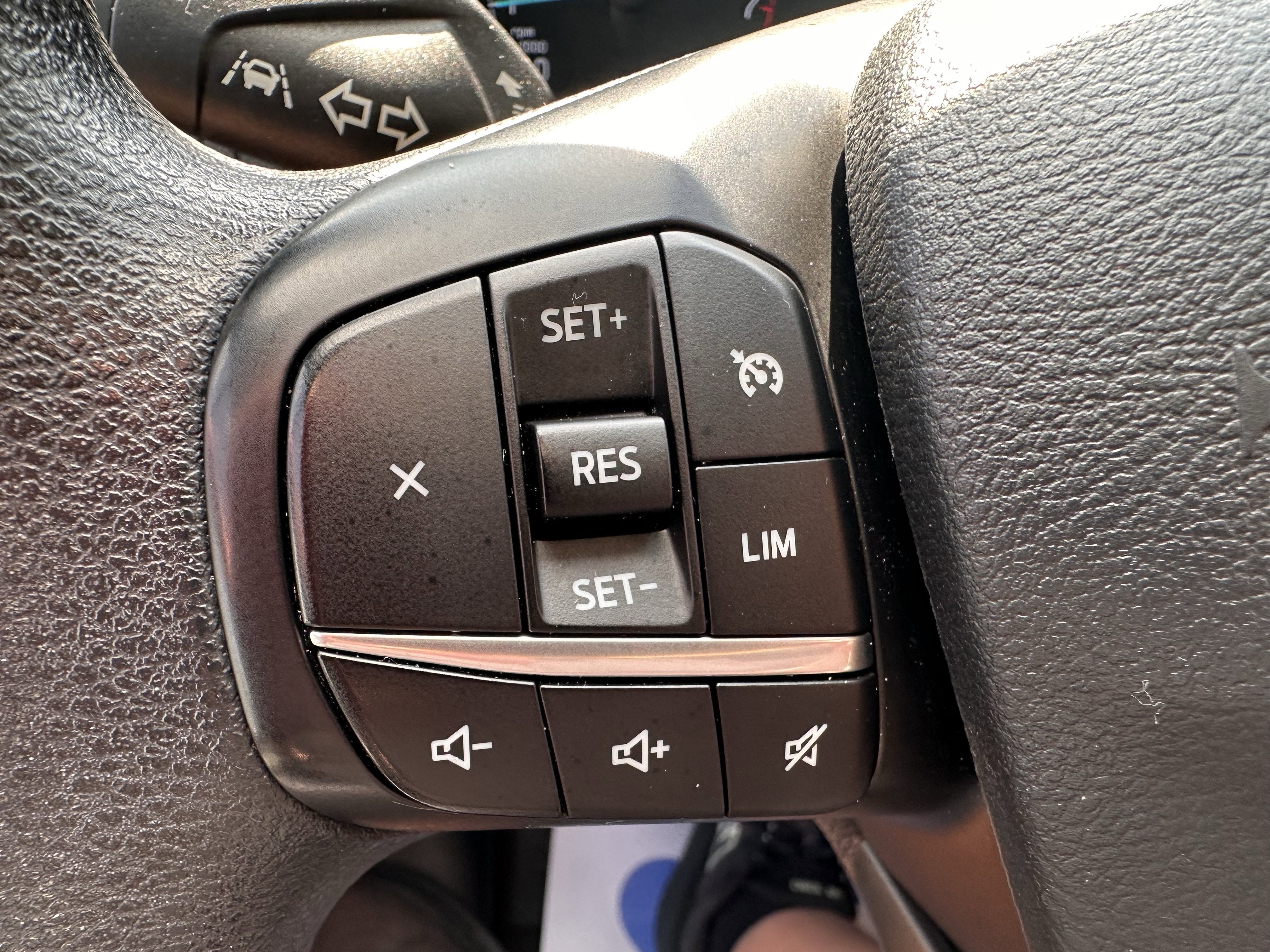 2024 Ford Transit XL KUV Body