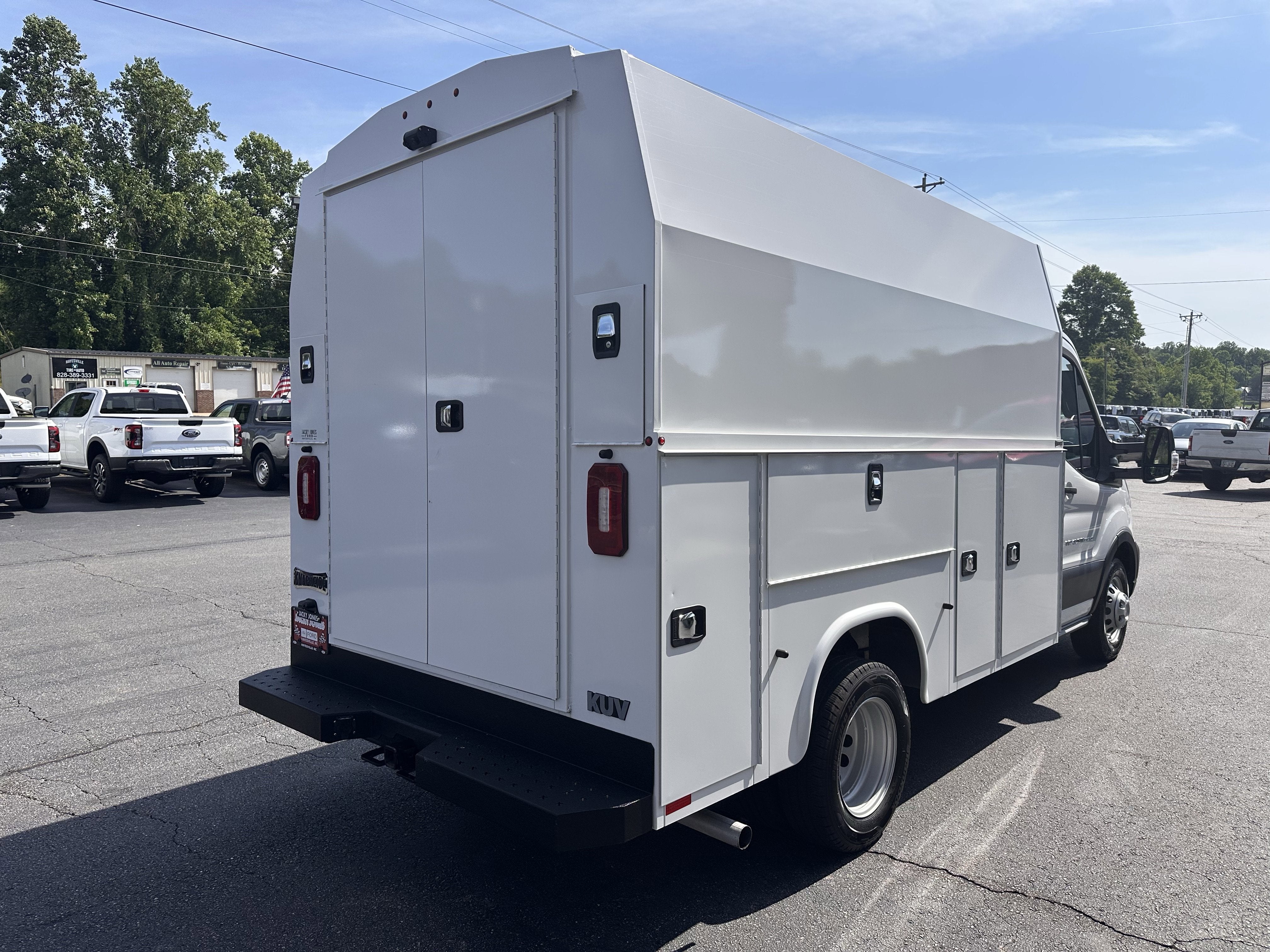 2024 Ford Transit XL KUV Body