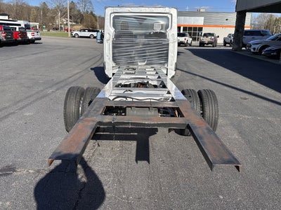 2022 Ford Transit LR Cutaway Base